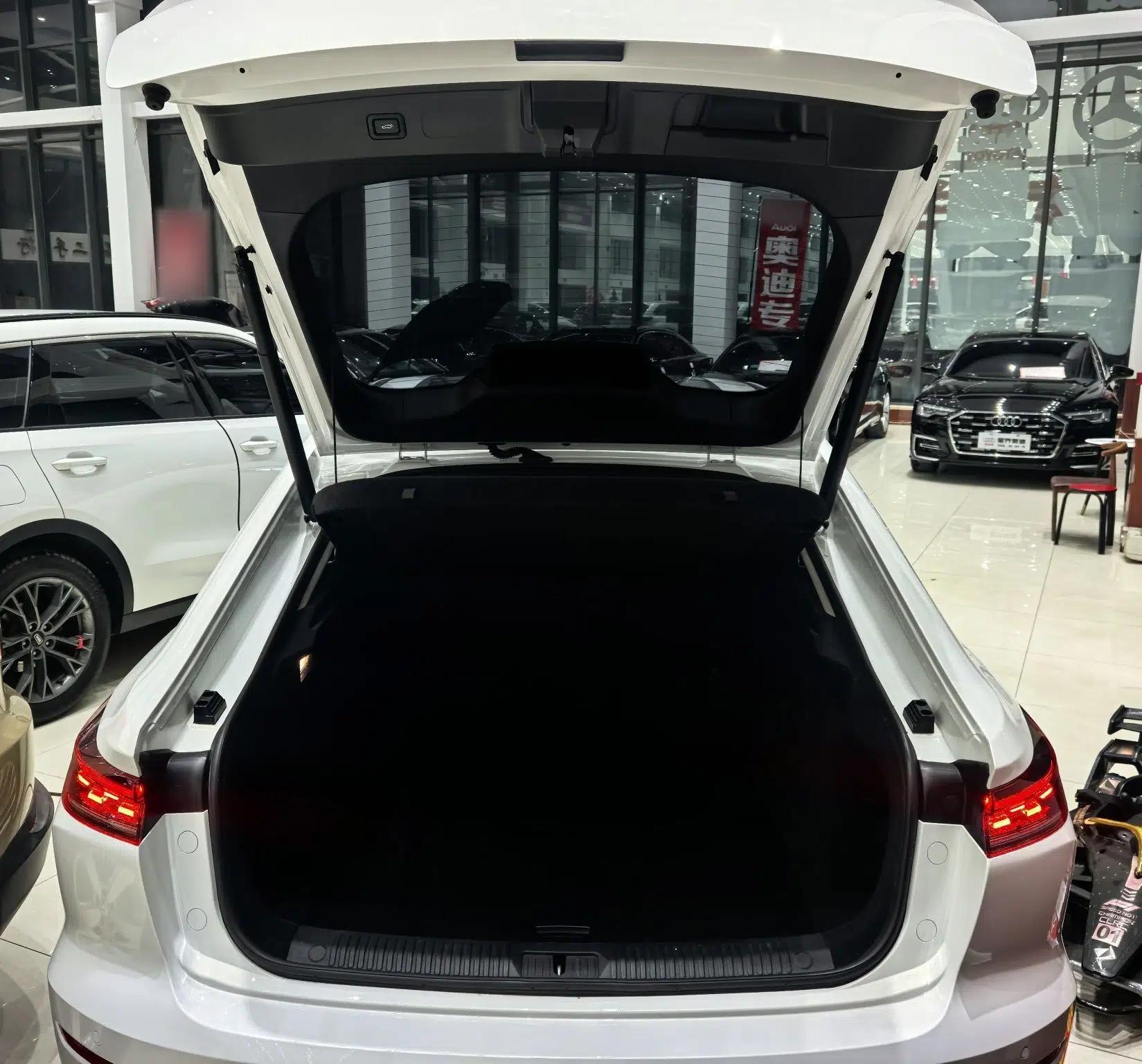Bestune B70 2024 Dragon Edition 1.5T Leading Model — миниатюра 13