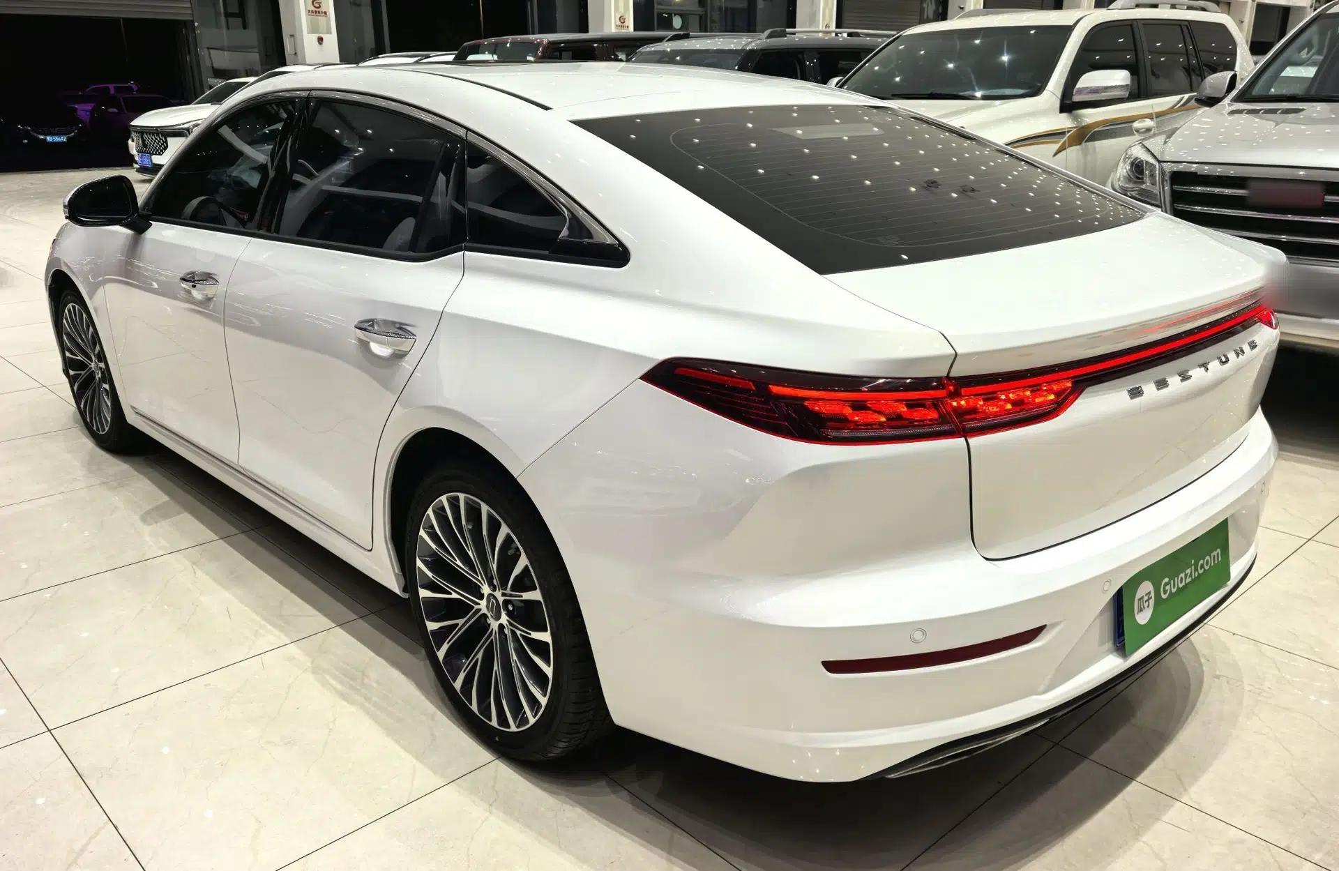 Bestune B70 2024 Dragon Edition 1.5T Leading Model — миниатюра 4