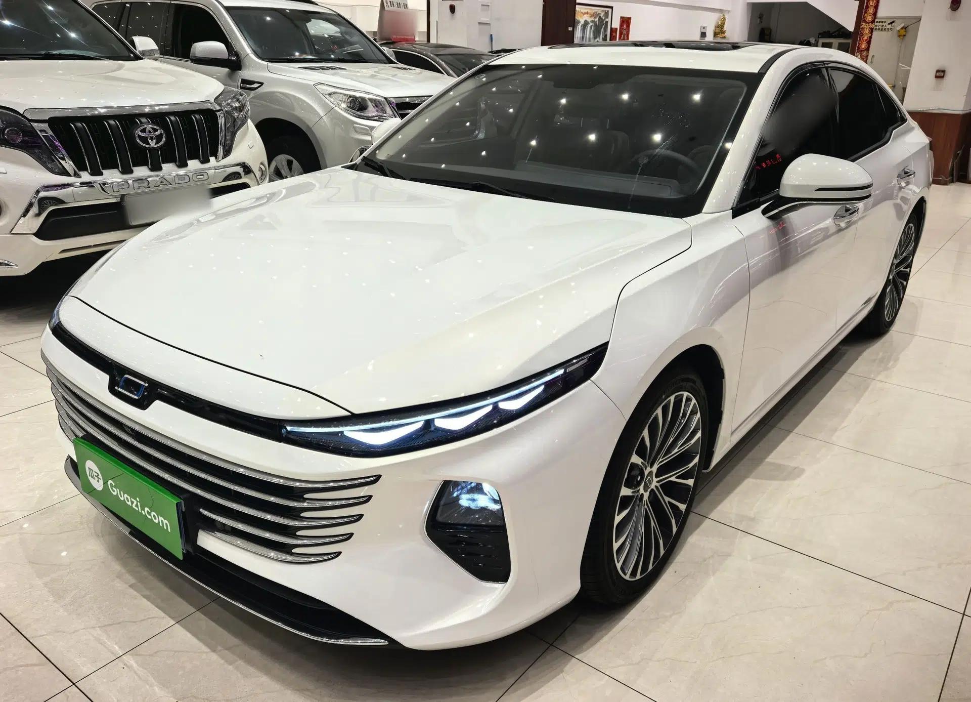 Bestune B70 2024 Dragon Edition 1.5T Leading Model — миниатюра 7