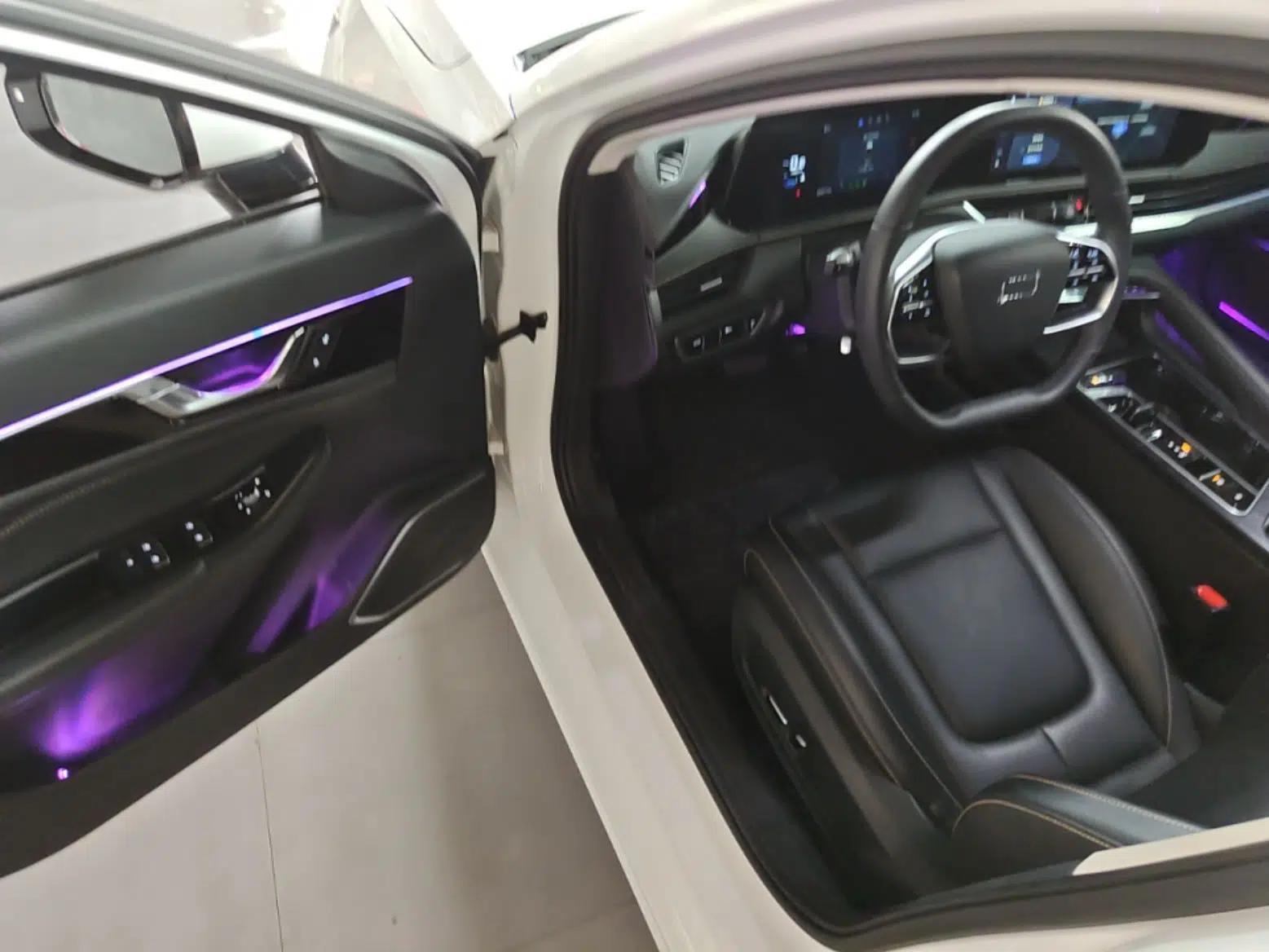 Bestune B70 2024 Dragon Edition 1.5T Leading Model — миниатюра 19