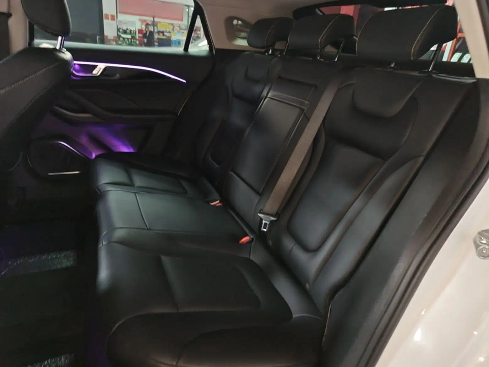 Bestune B70 2024 Dragon Edition 1.5T Leading Model — миниатюра 20
