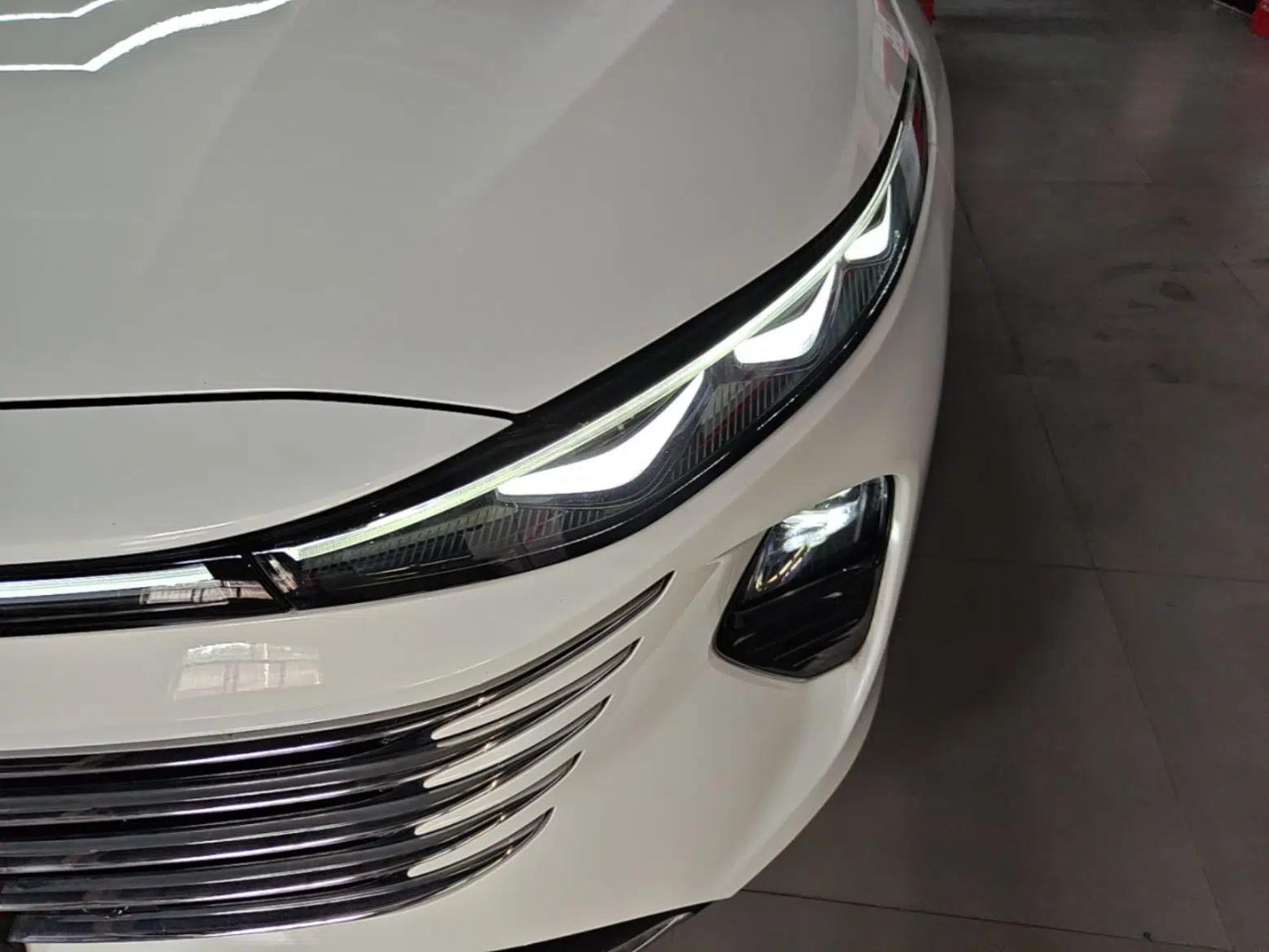 Bestune B70 2024 Dragon Edition 1.5T Leading Model — миниатюра 9