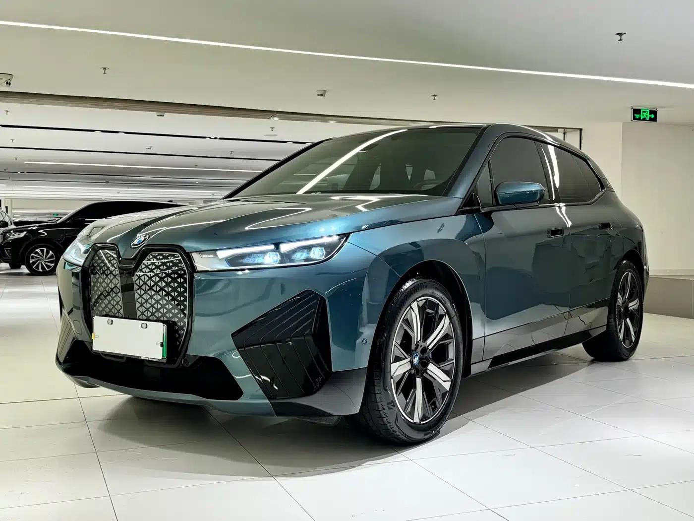 BMW iX 2023 Facelift xDrive40 — миниатюра 1