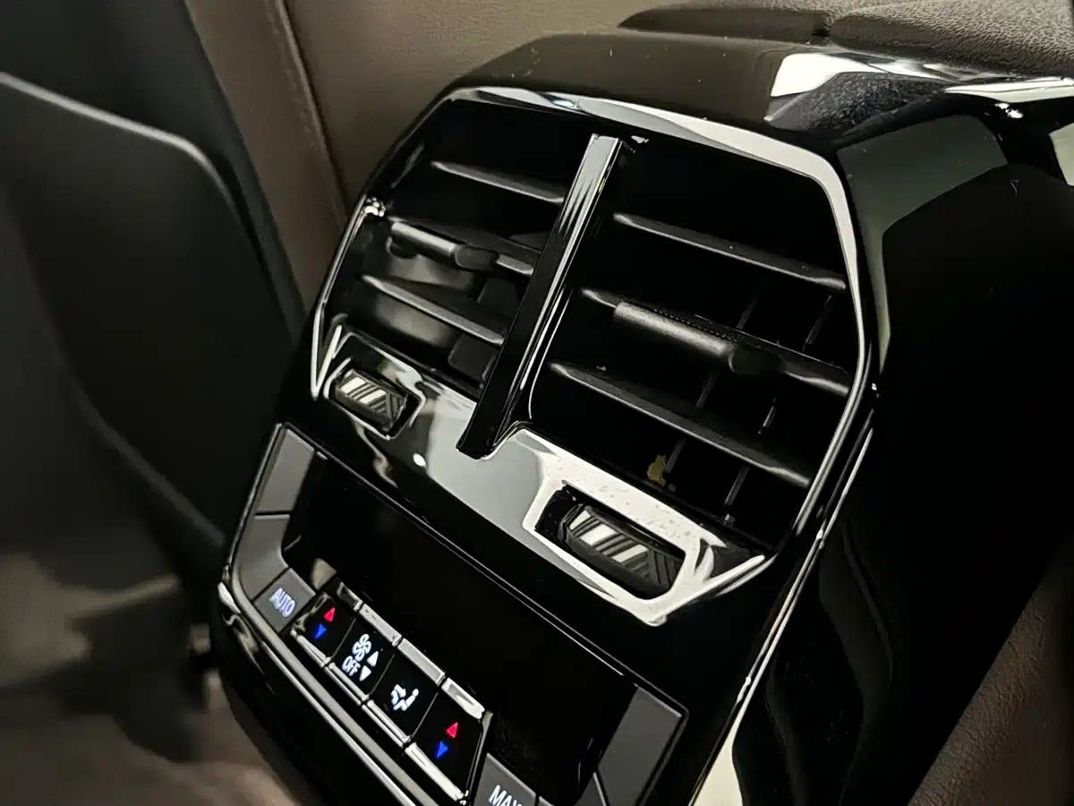 BMW iX 2023 Facelift xDrive40 — миниатюра 14