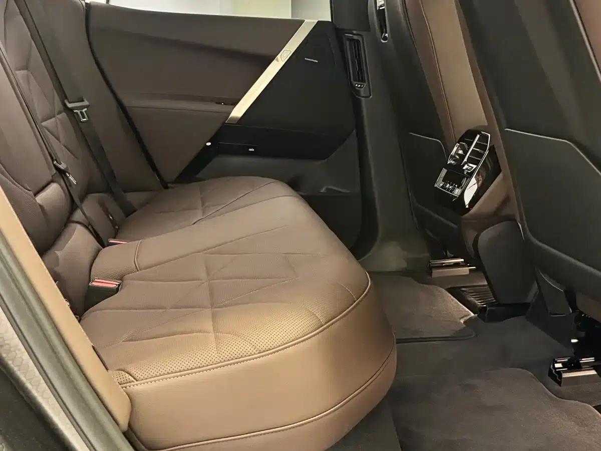 BMW iX 2023 Facelift xDrive40 — миниатюра 8