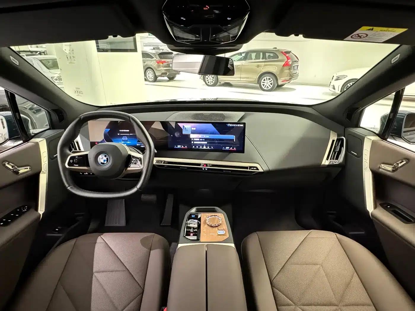 BMW iX 2023 Facelift xDrive40 — миниатюра 10