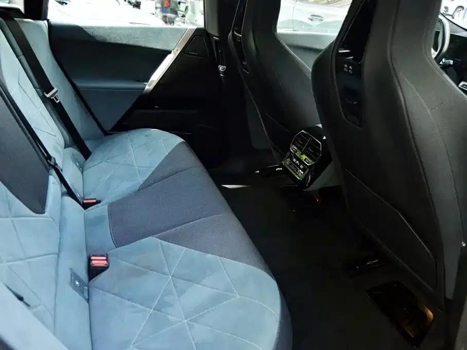 BMW iX 2022 xDrive40 — миниатюра 13