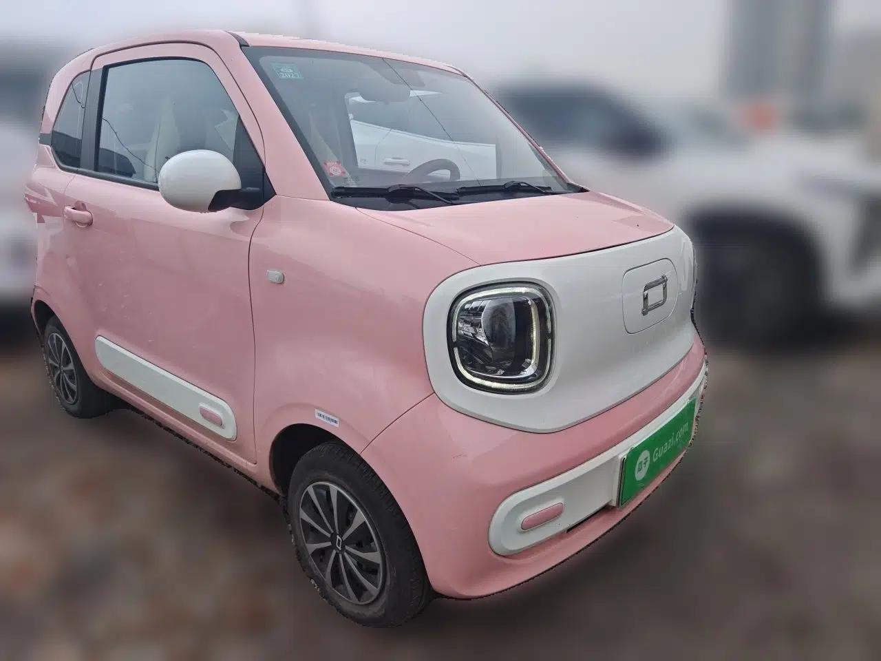 Bestune Pony 2025 222km Range Agile Horse — миниатюра 3