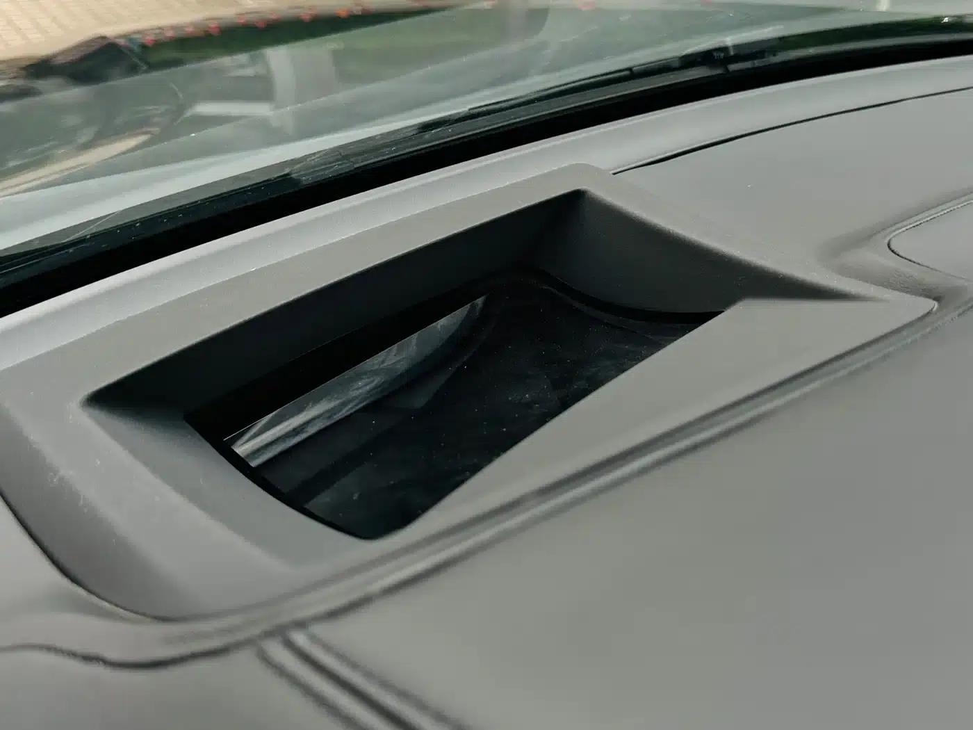 2010 BMW X6 M — миниатюра 11