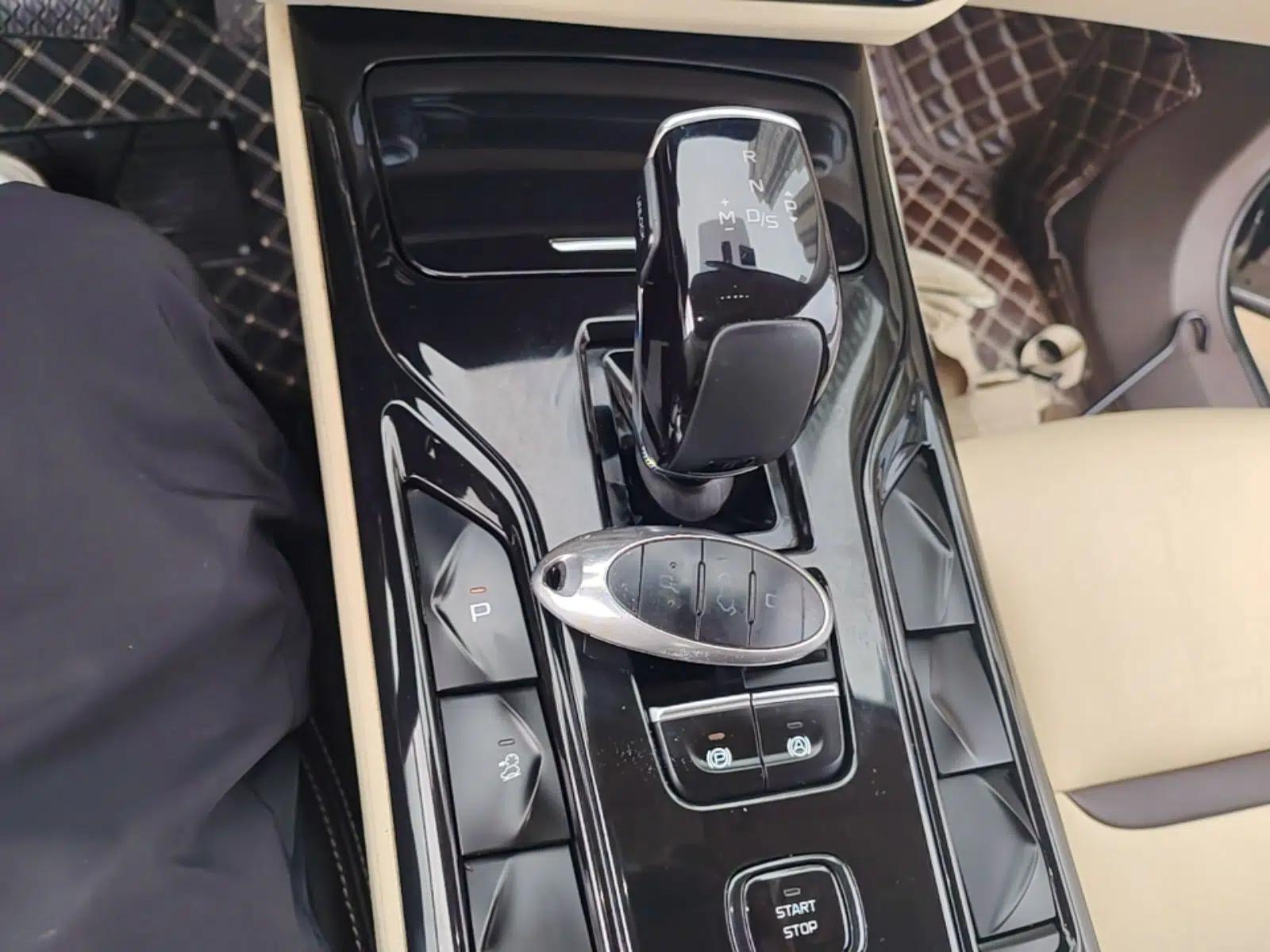 Bestune T77 2020 PRO 280 TID Automatic Luxury Model — миниатюра 17