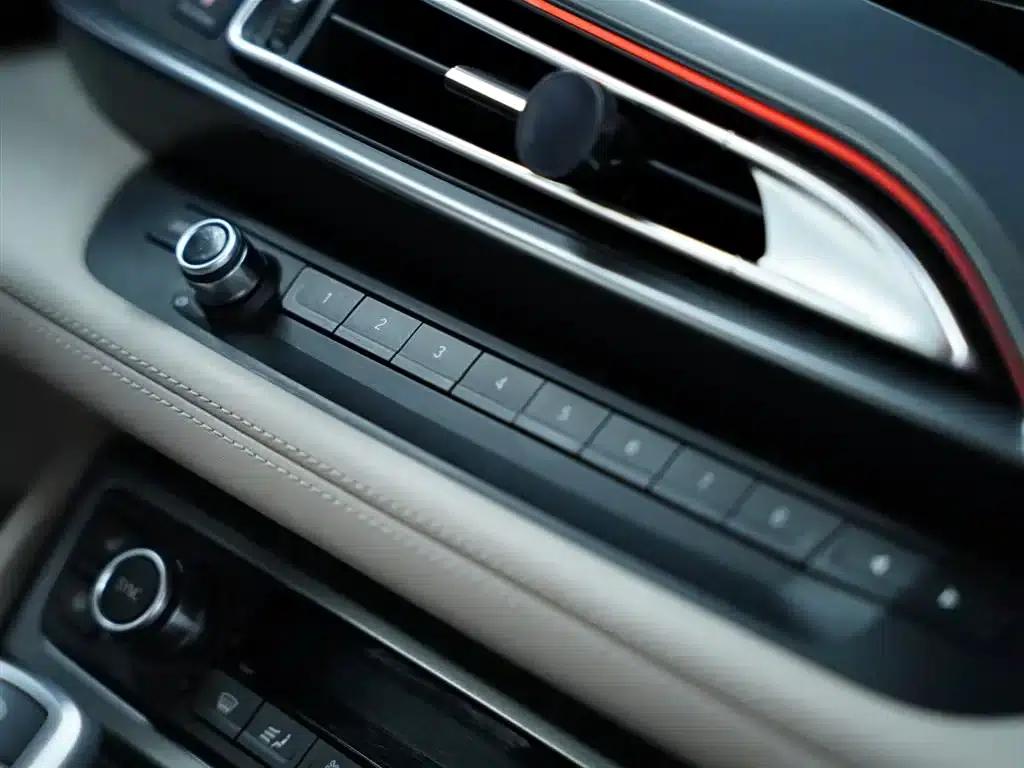 BMW i8 2014 Standard Edition — миниатюра 36
