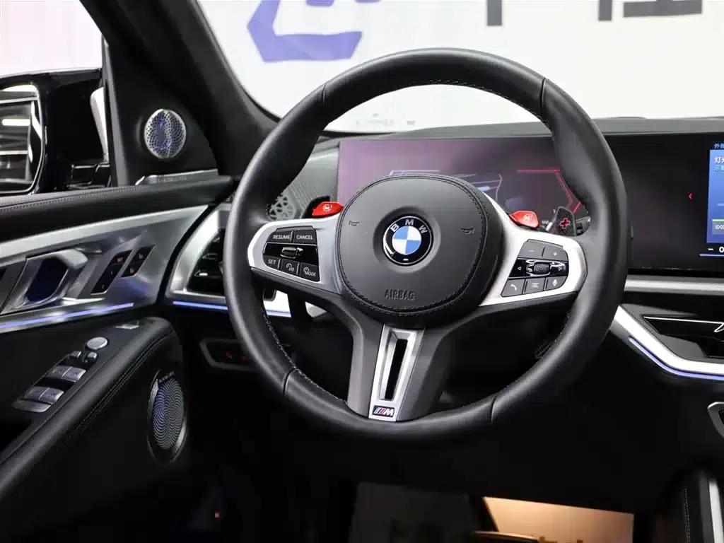 BMW XM 2023 50e — миниатюра 17