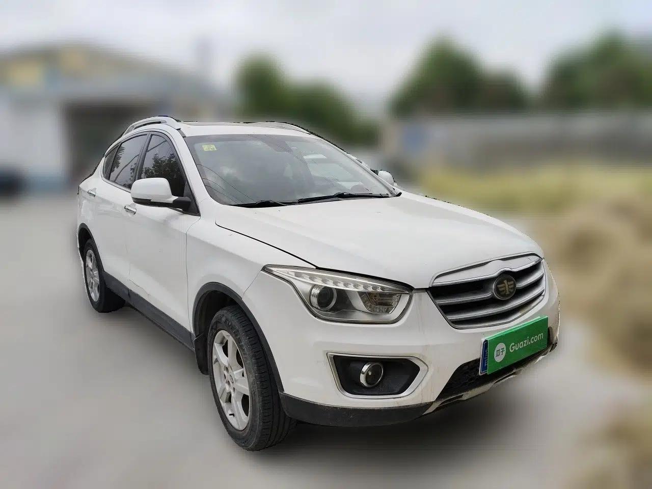 Bestune X80 2013 2.0L automatic comfort version — миниатюра 3