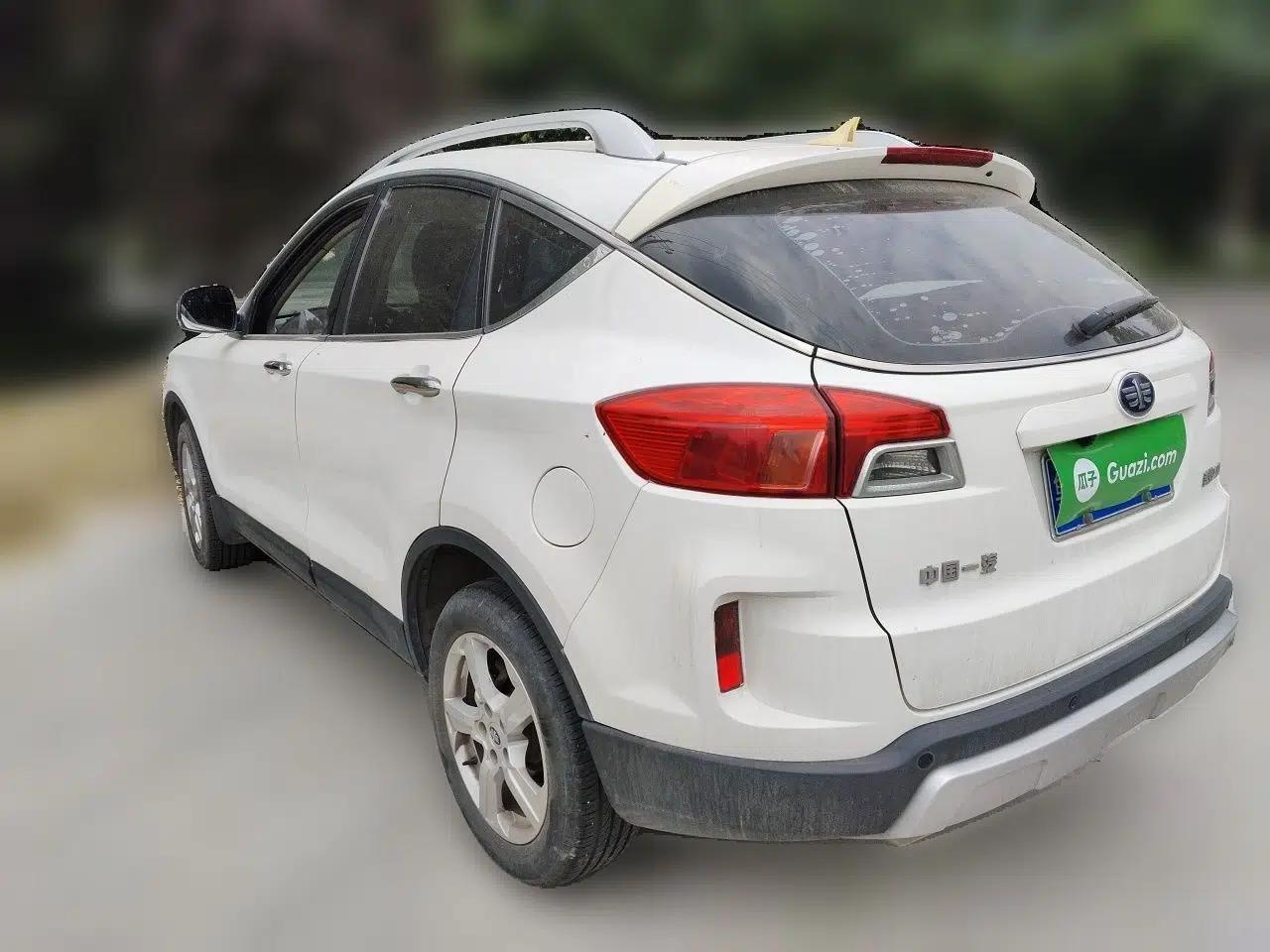 Bestune X80 2013 2.0L automatic comfort version — миниатюра 4