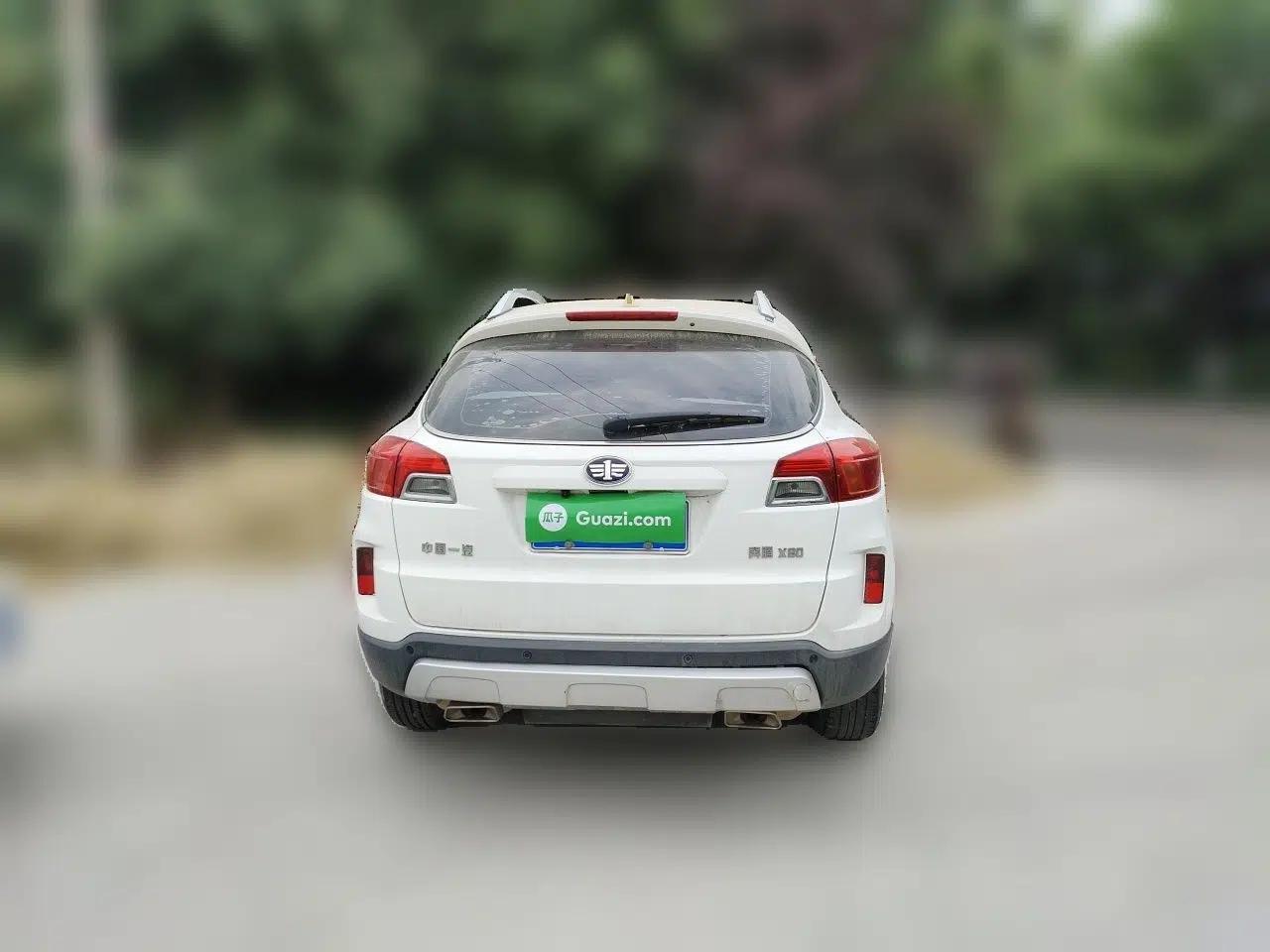 Bestune X80 2013 2.0L automatic comfort version — миниатюра 5