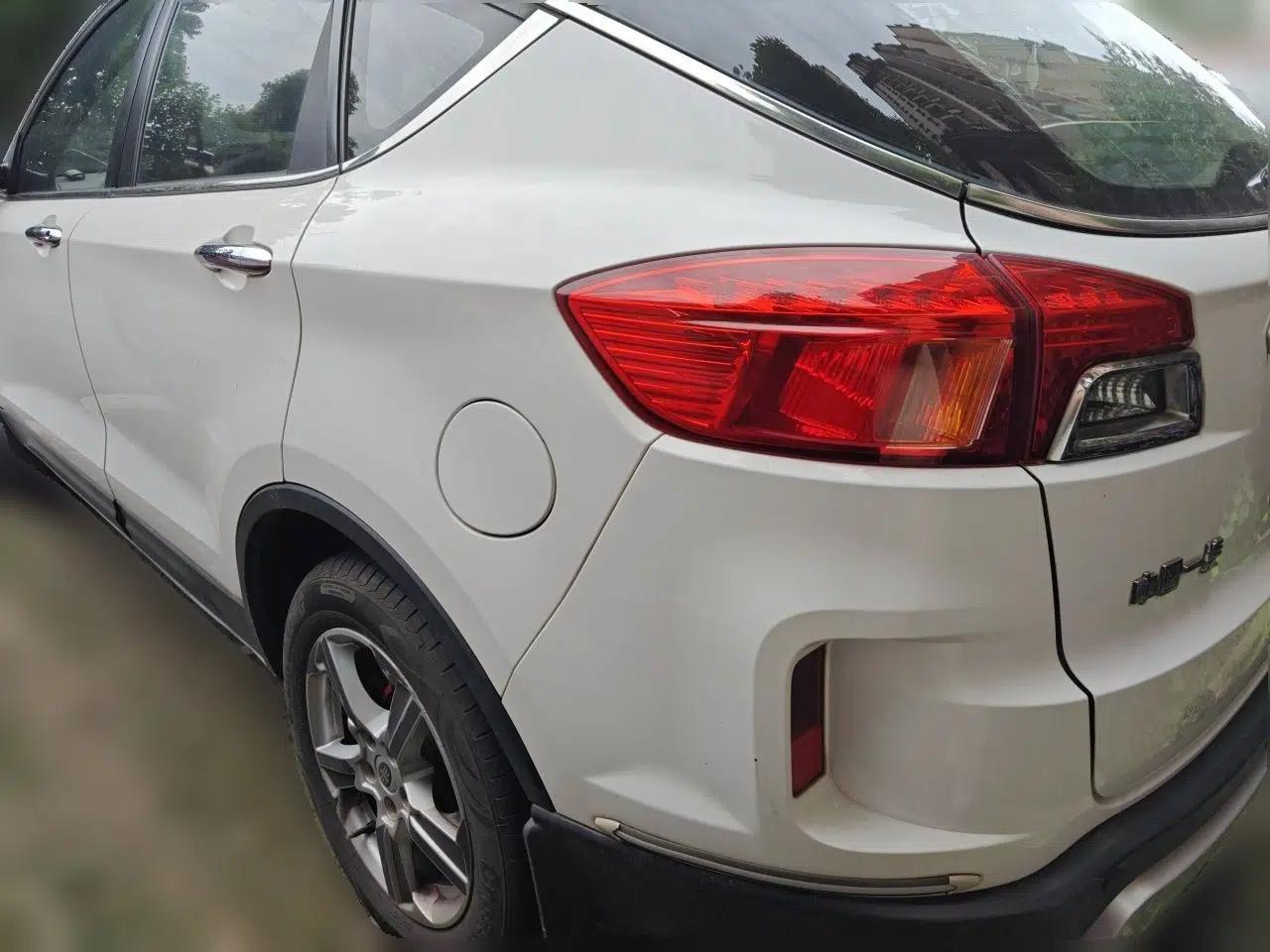 Bestune X80 2013 2.0L automatic comfort version — миниатюра 5