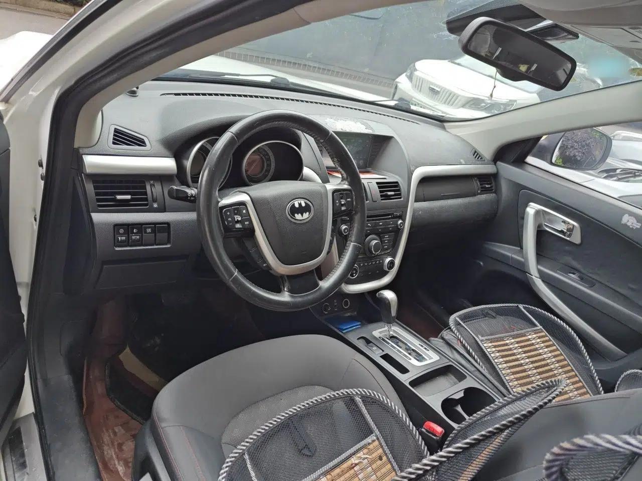 Bestune X80 2013 2.0L automatic comfort version — миниатюра 10