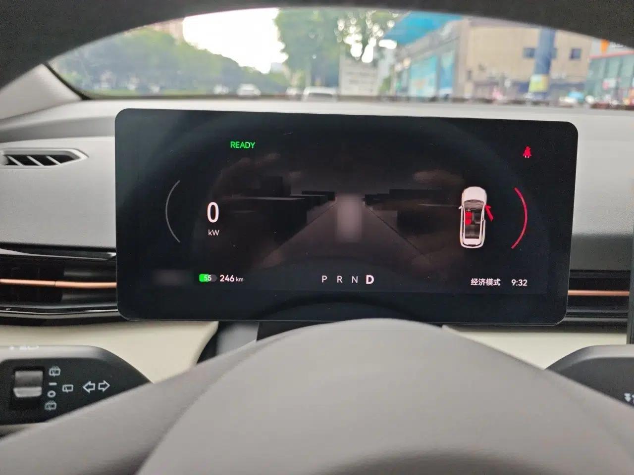 Bestune Yueyi 03 2025 445km Joyful Edition — миниатюра 8