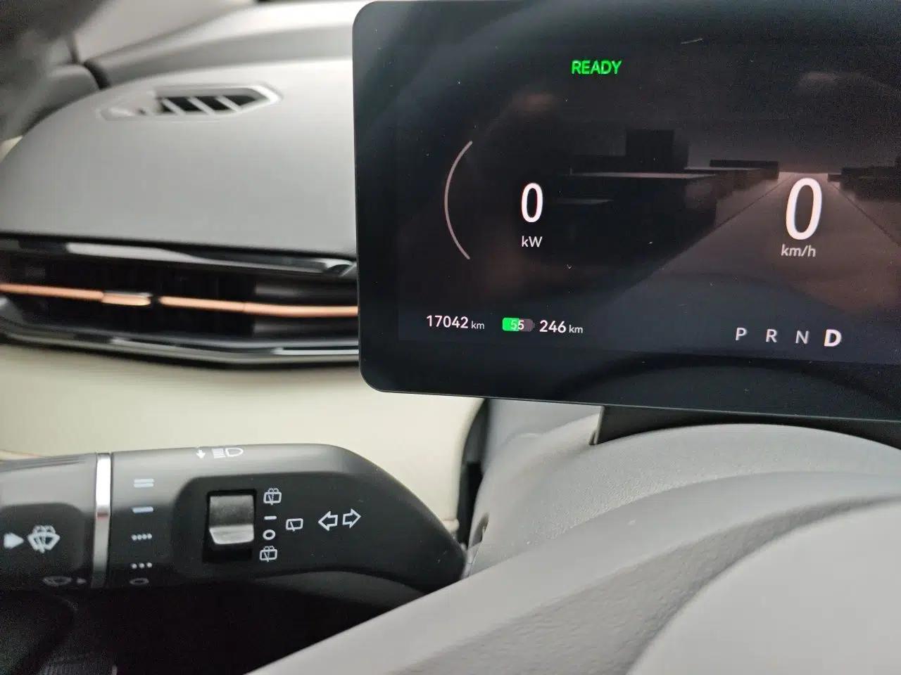 Bestune Yueyi 03 2025 445km Joyful Edition — миниатюра 9