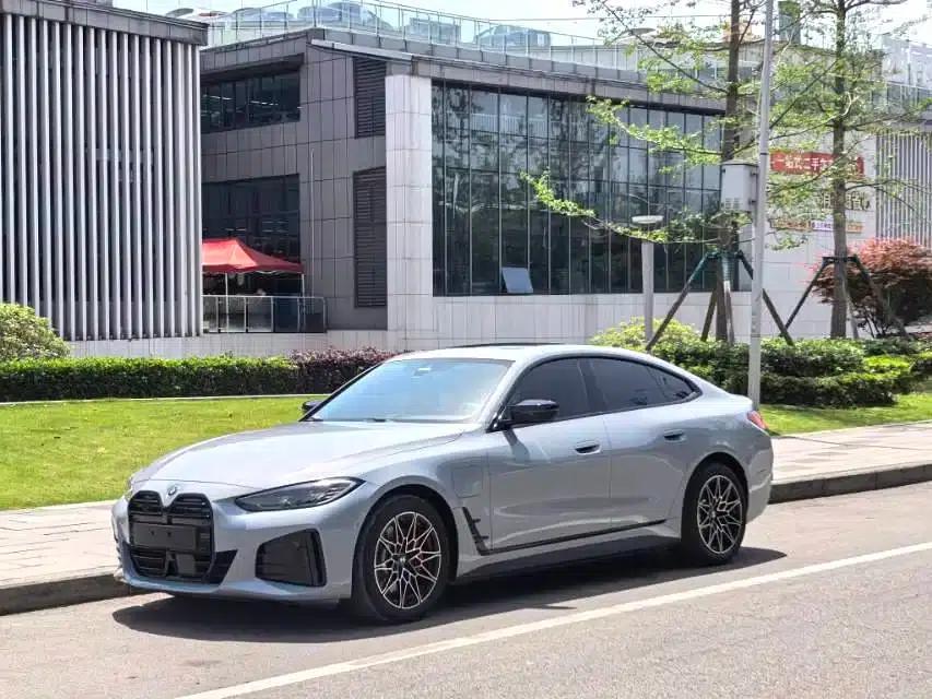 BMW i4 2023 eDrive35 — миниатюра 1