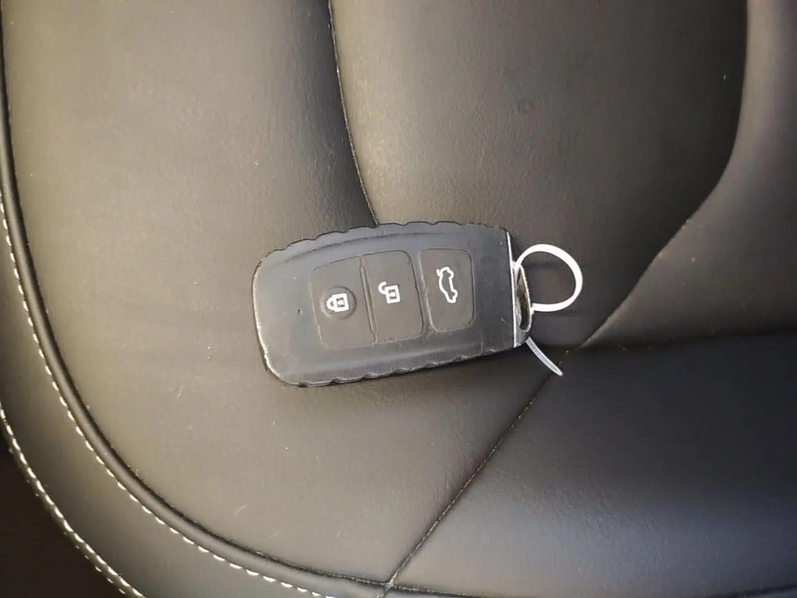 Bestune X40 2019 1.6L Automatic Luxury Version China V Emission Standard — миниатюра 12