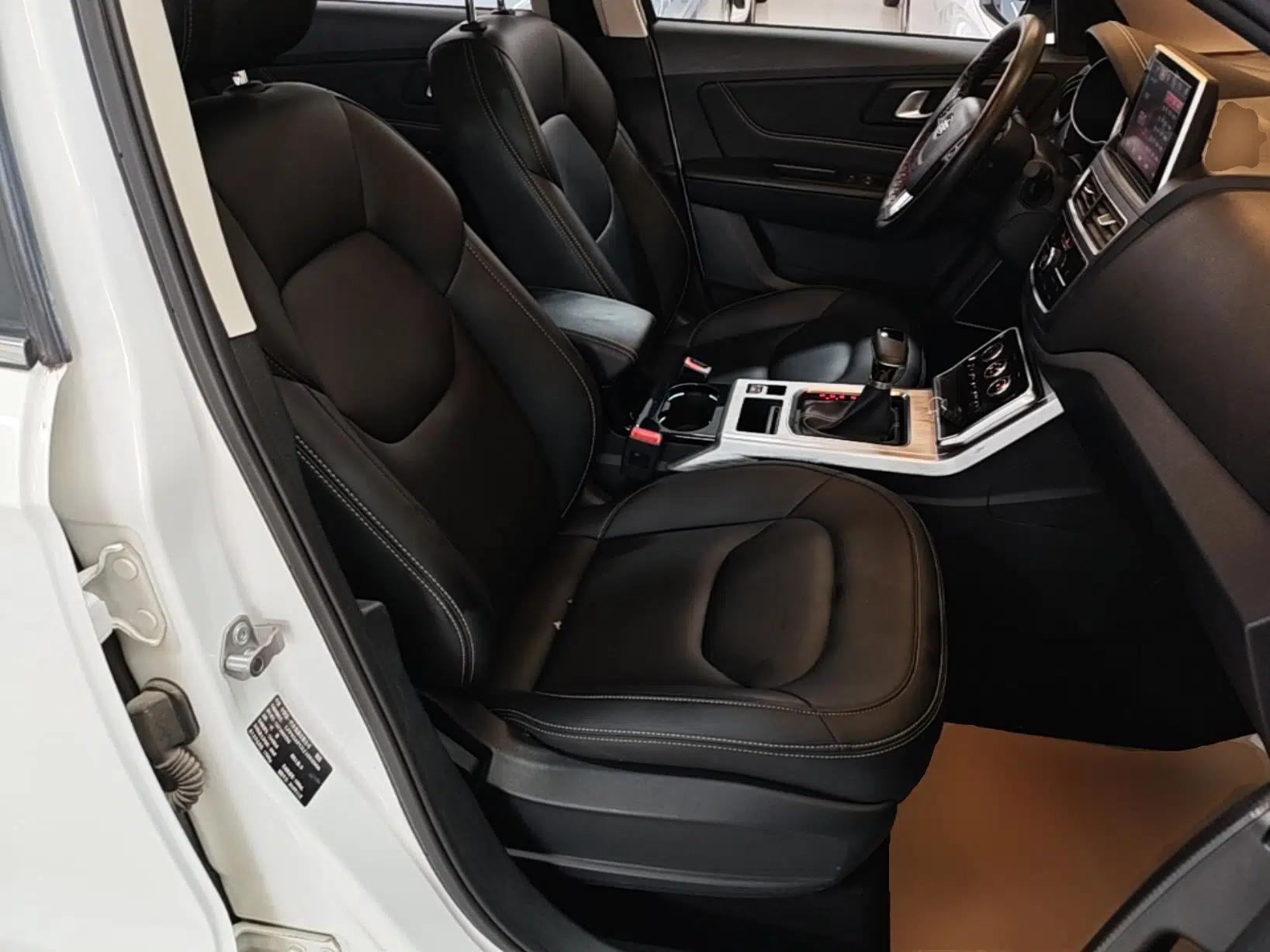 Bestune X40 2019 1.6L Automatic Luxury Version China V Emission Standard — миниатюра 23