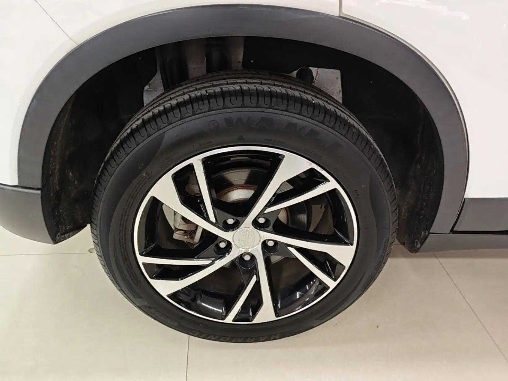 Bestune X40 2019 1.6L Automatic Luxury Version China V Emission Standard — миниатюра 10