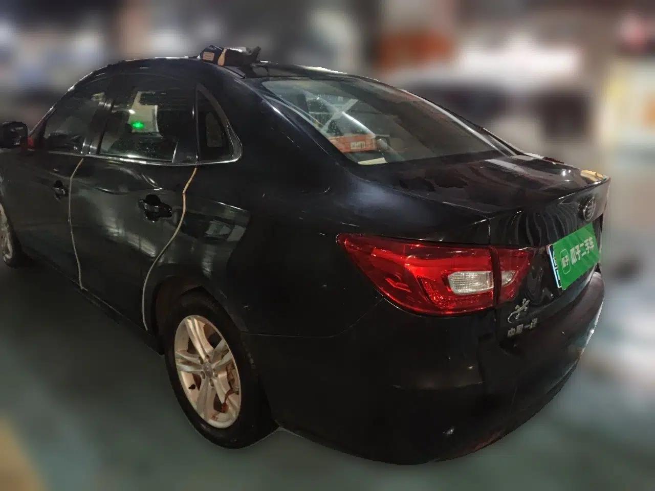 Bestune B30 2016 1.6L Automatic Luxury Model — миниатюра 4