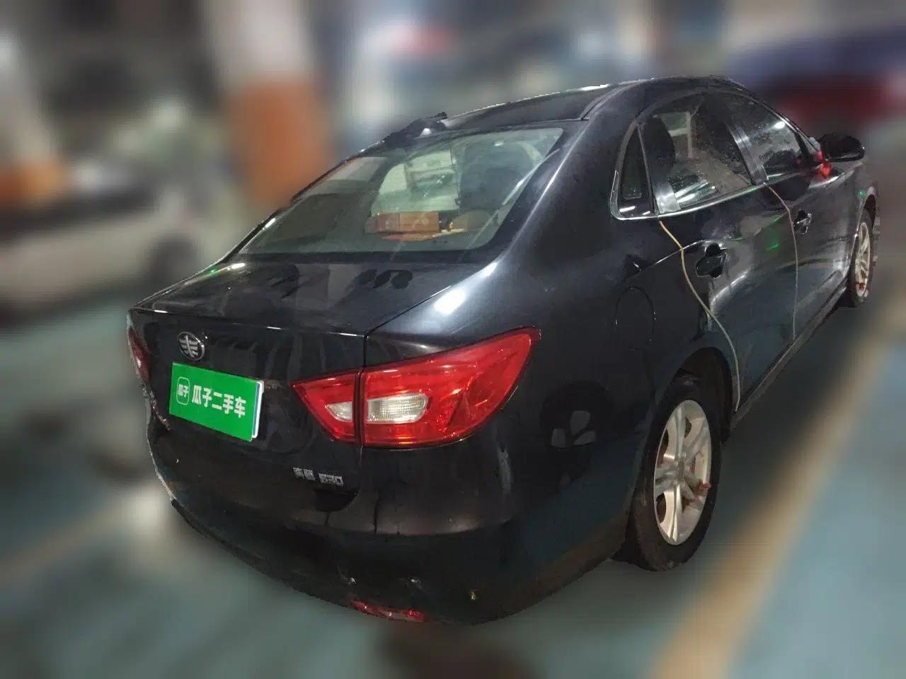 Bestune B30 2016 1.6L Automatic Luxury Model — миниатюра 6