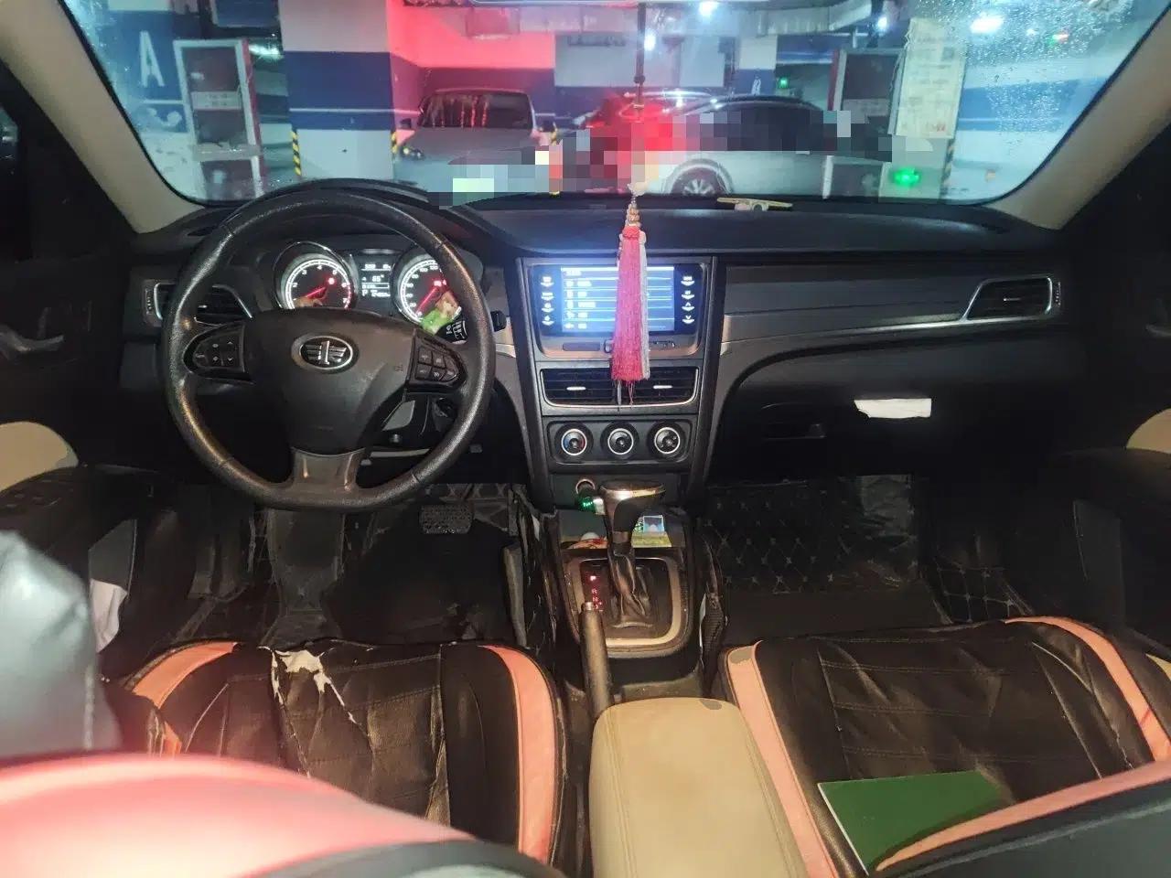 Bestune B30 2016 1.6L Automatic Luxury Model — миниатюра 10