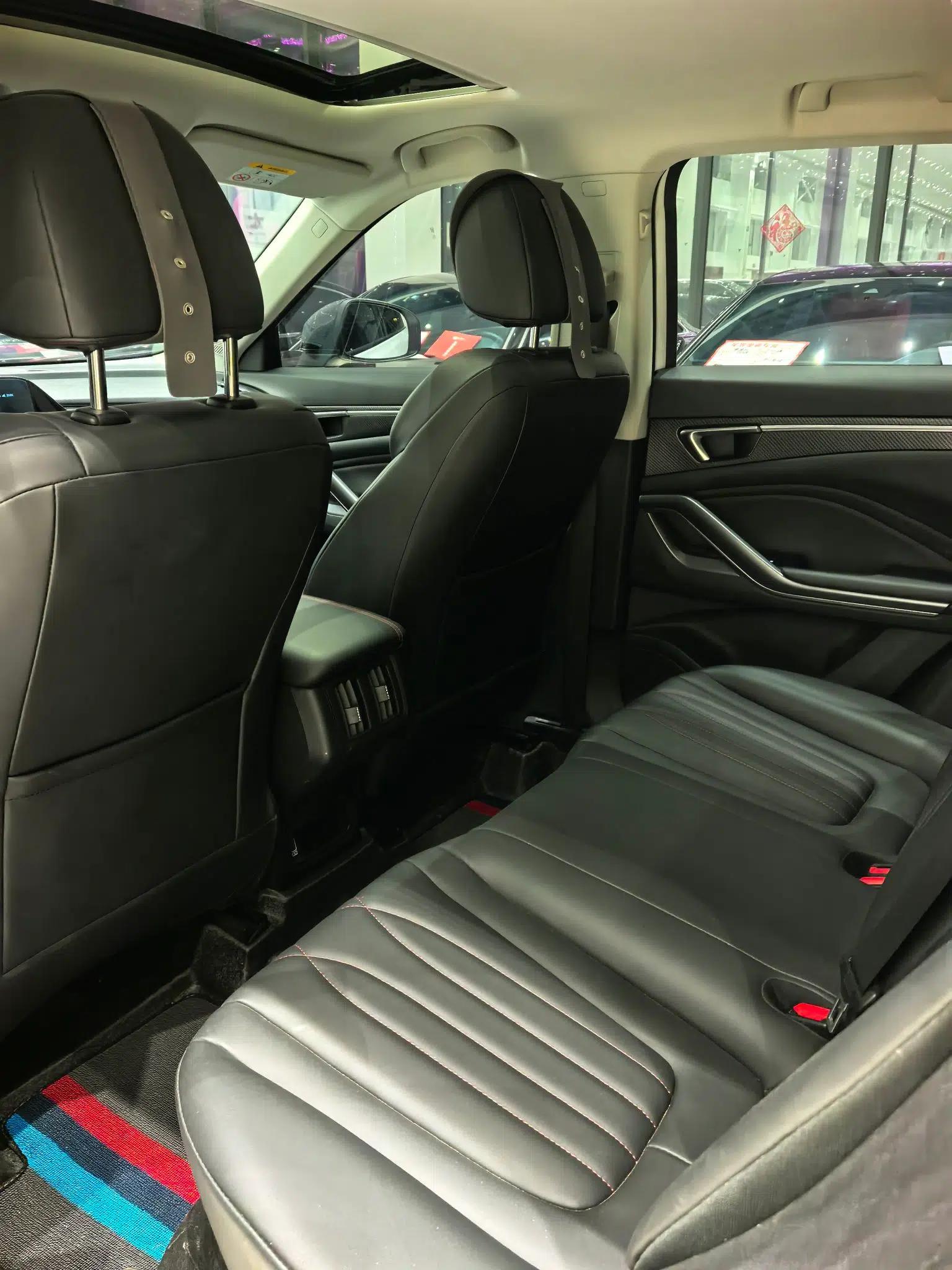 Bestune T55 2023 1.5T Automatic Leap Model — миниатюра 15