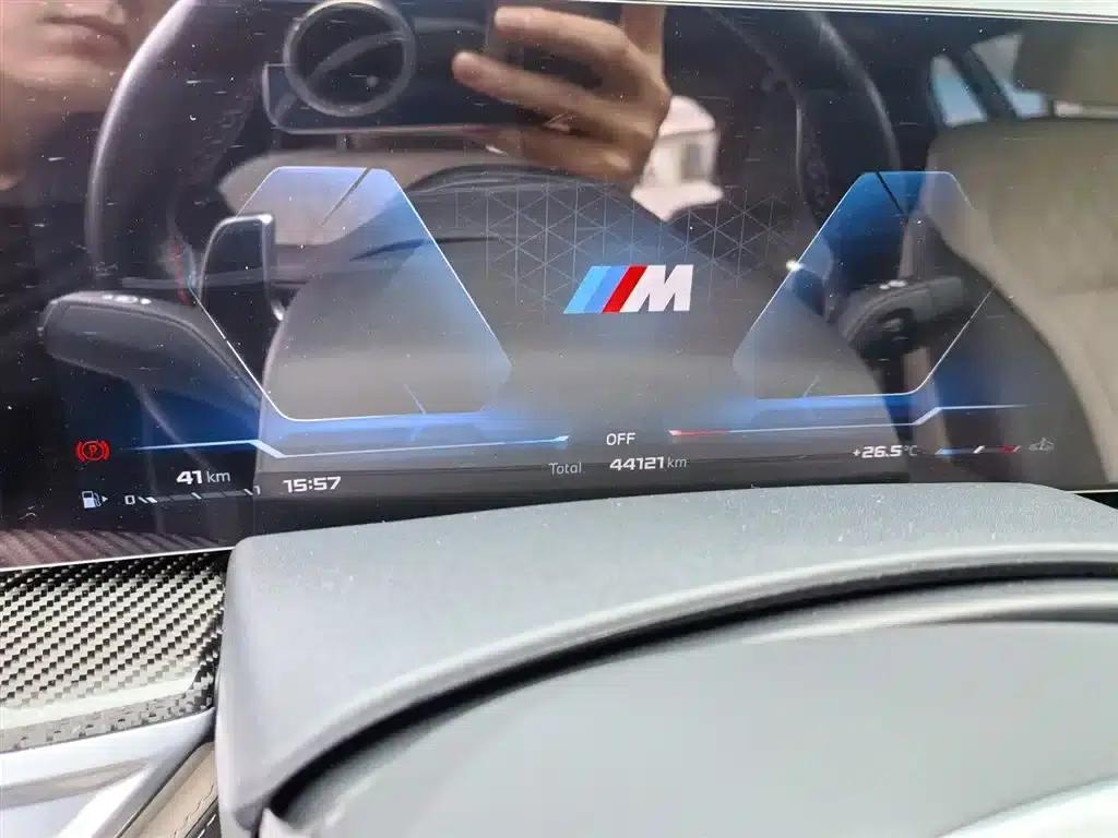 2023 BMW X7 M60i xDrive M60i — миниатюра 3