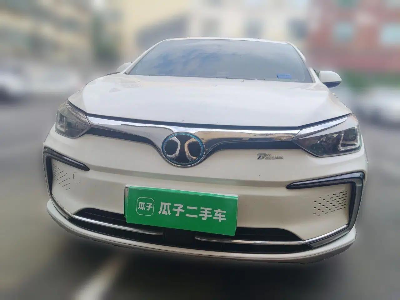 BAIC Beijing EU5 2018 R500 Smart Wind Edition — миниатюра 2