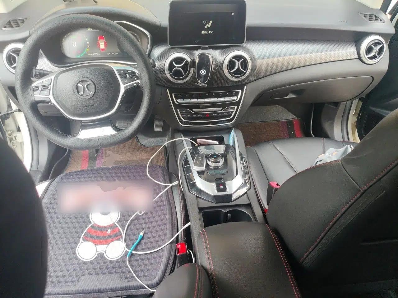 BAIC Beijing EU5 2018 R500 Smart Wind Edition — миниатюра 10