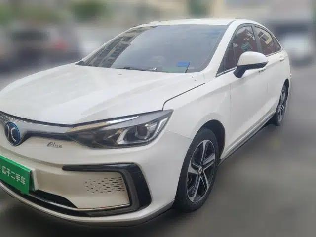 BAIC Beijing EU5 2018 R500 Smart Wind Edition