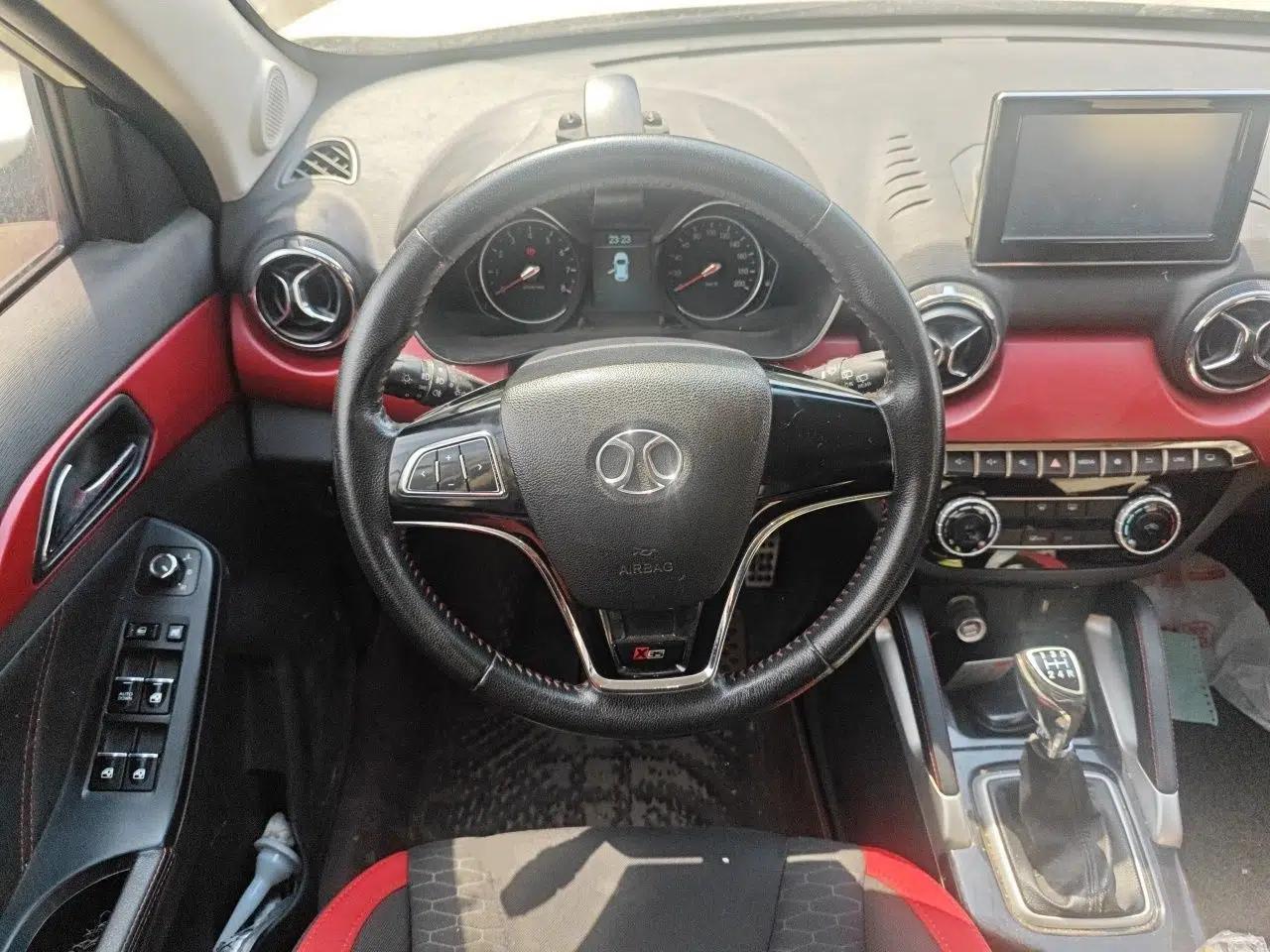 BAIC Senova X35 2016 1.5L Manual Elite Edition — миниатюра 11