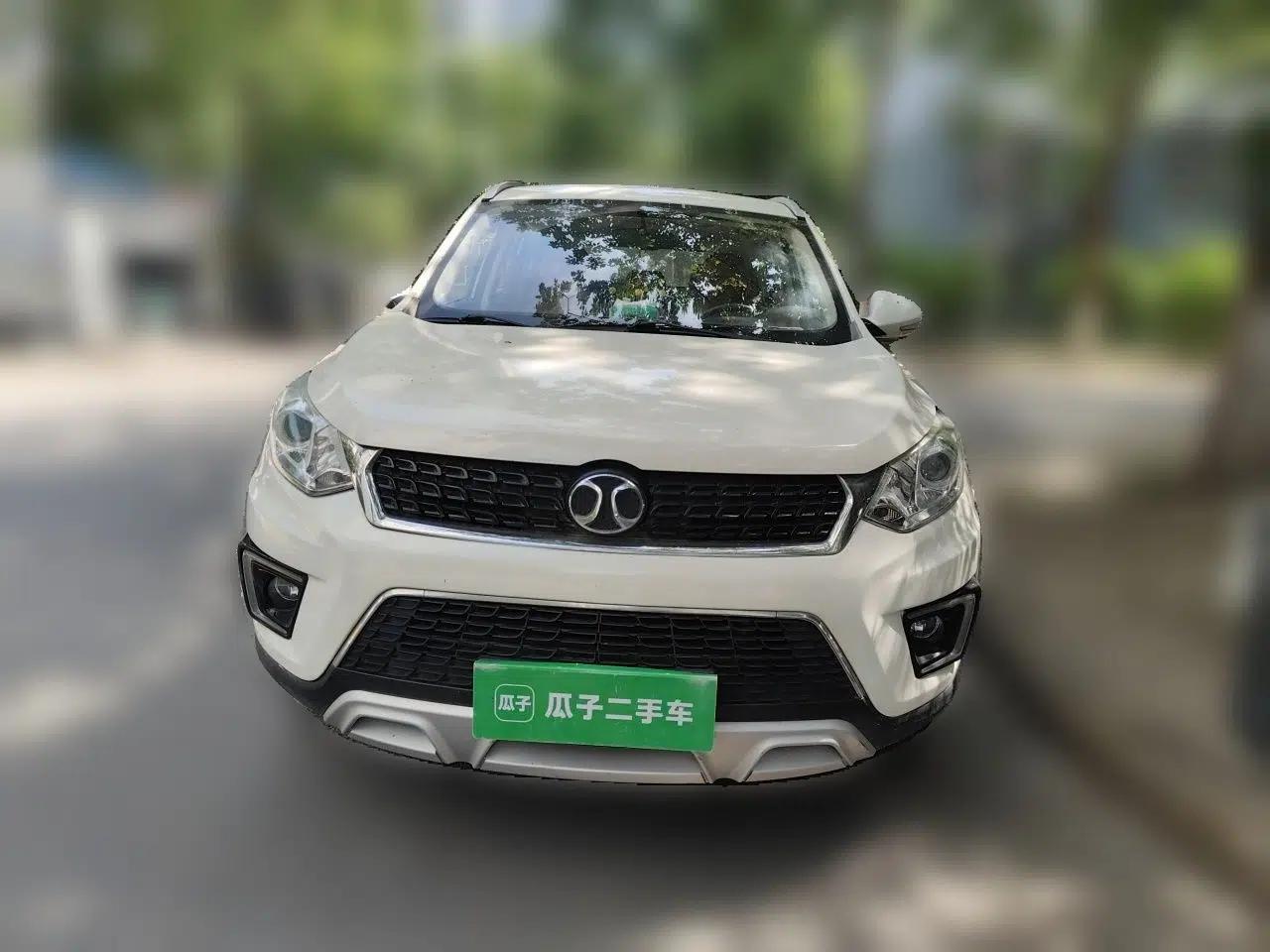 BAIC Senova X35 2016 1.5L Automatic Luxury Edition — миниатюра 2