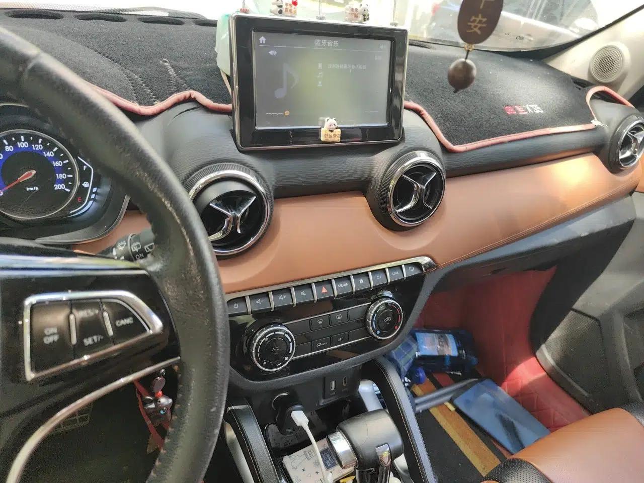 BAIC Senova X35 2016 1.5L Automatic Luxury Edition — миниатюра 14