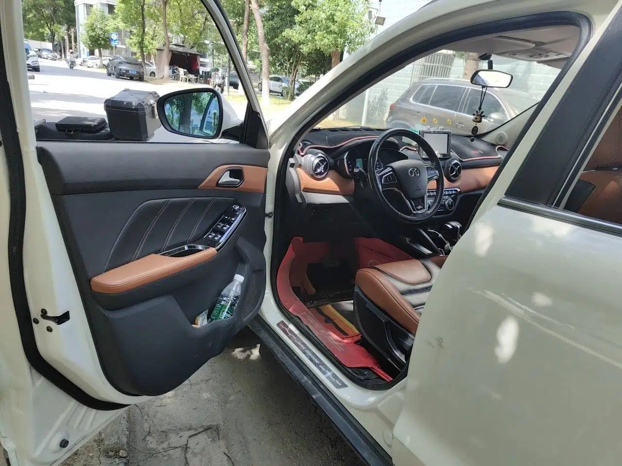 BAIC Senova X35 2016 1.5L Automatic Luxury Edition — миниатюра 17