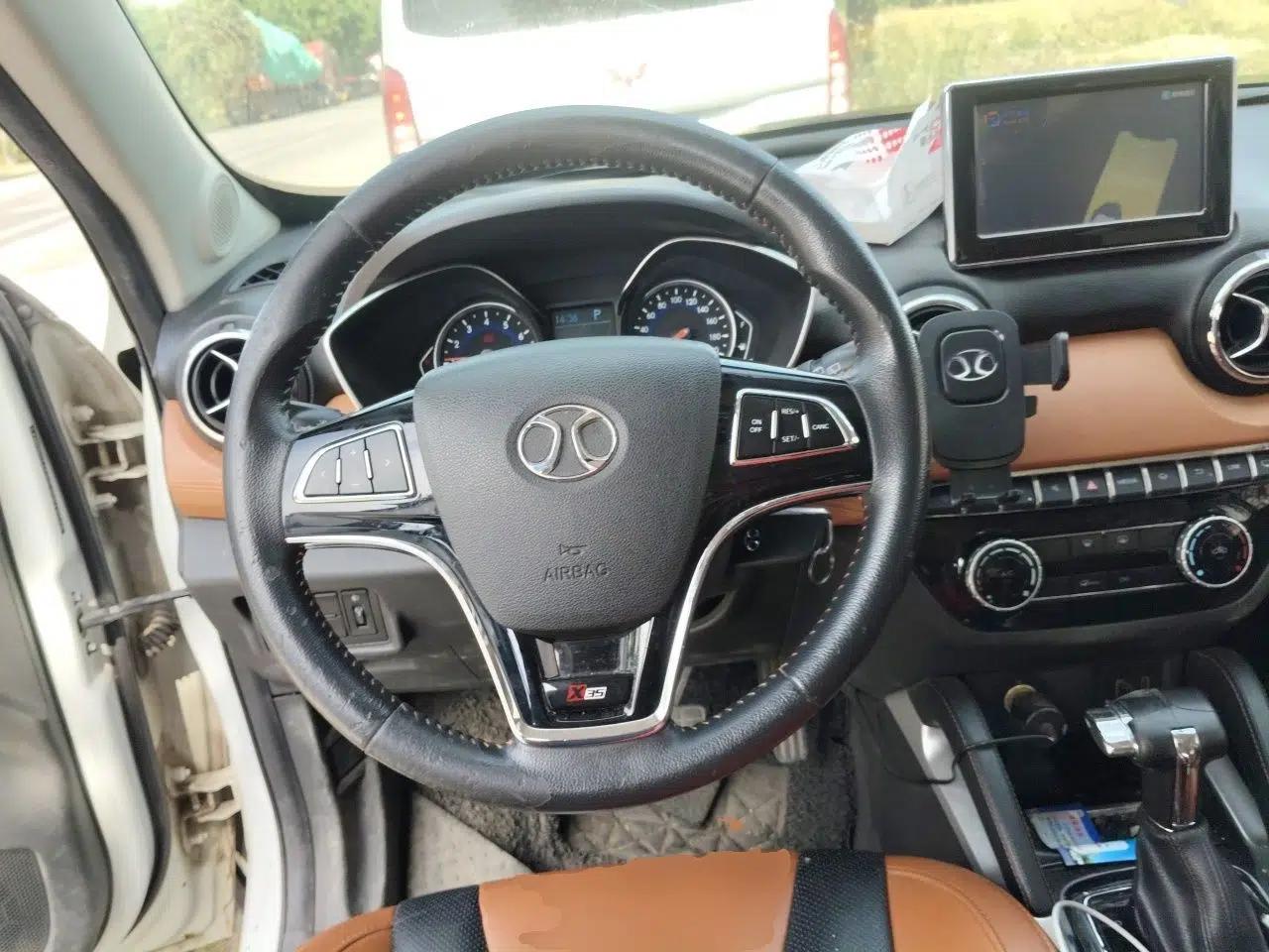 BAIC Senova X35 2016 1.5L Automatic Luxury Edition — миниатюра 11