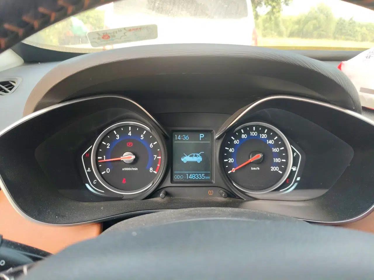 BAIC Senova X35 2016 1.5L Automatic Luxury Edition — миниатюра 12