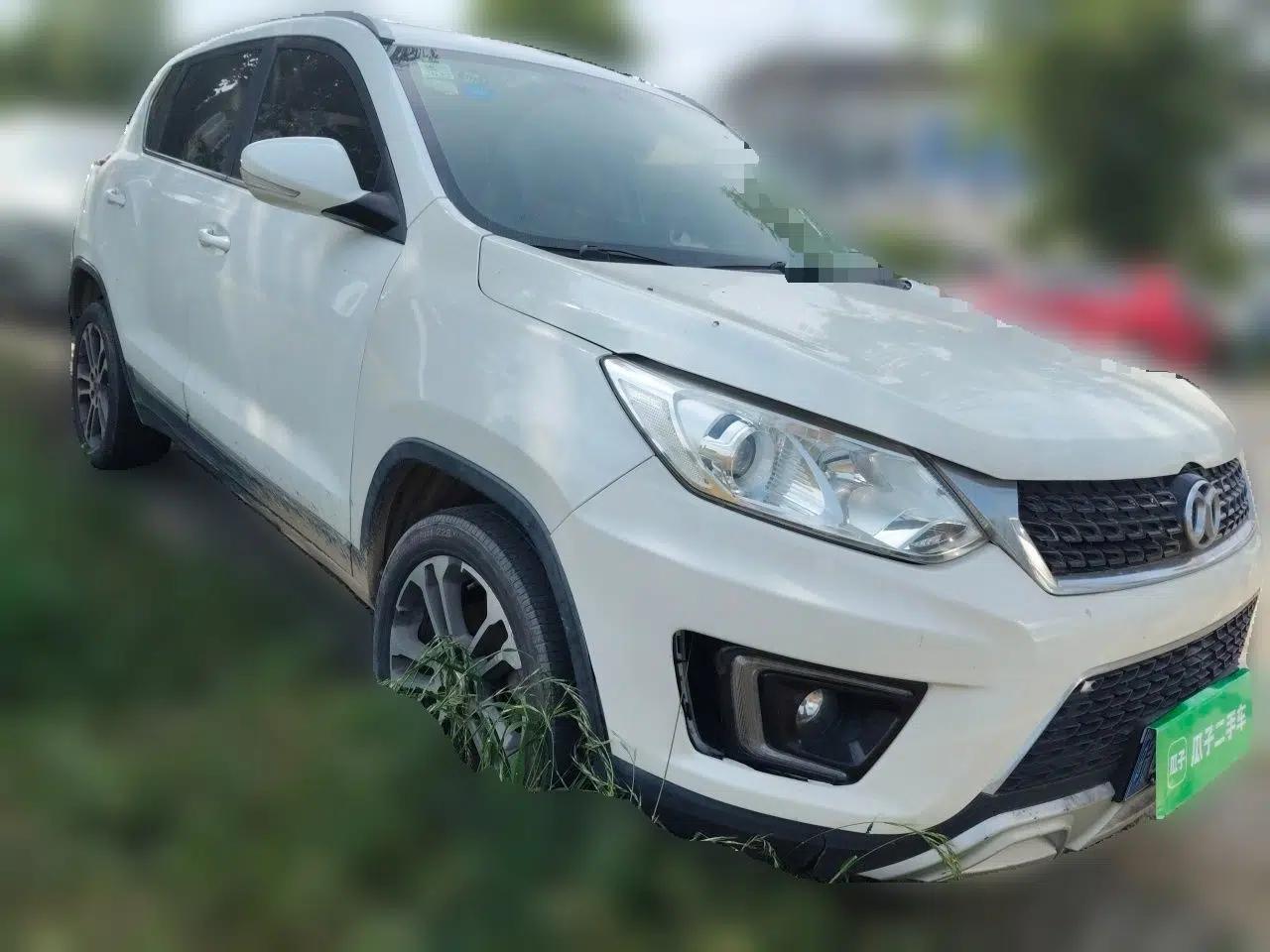 BAIC Senova X35 2016 1.5L Automatic Luxury Edition — миниатюра 3