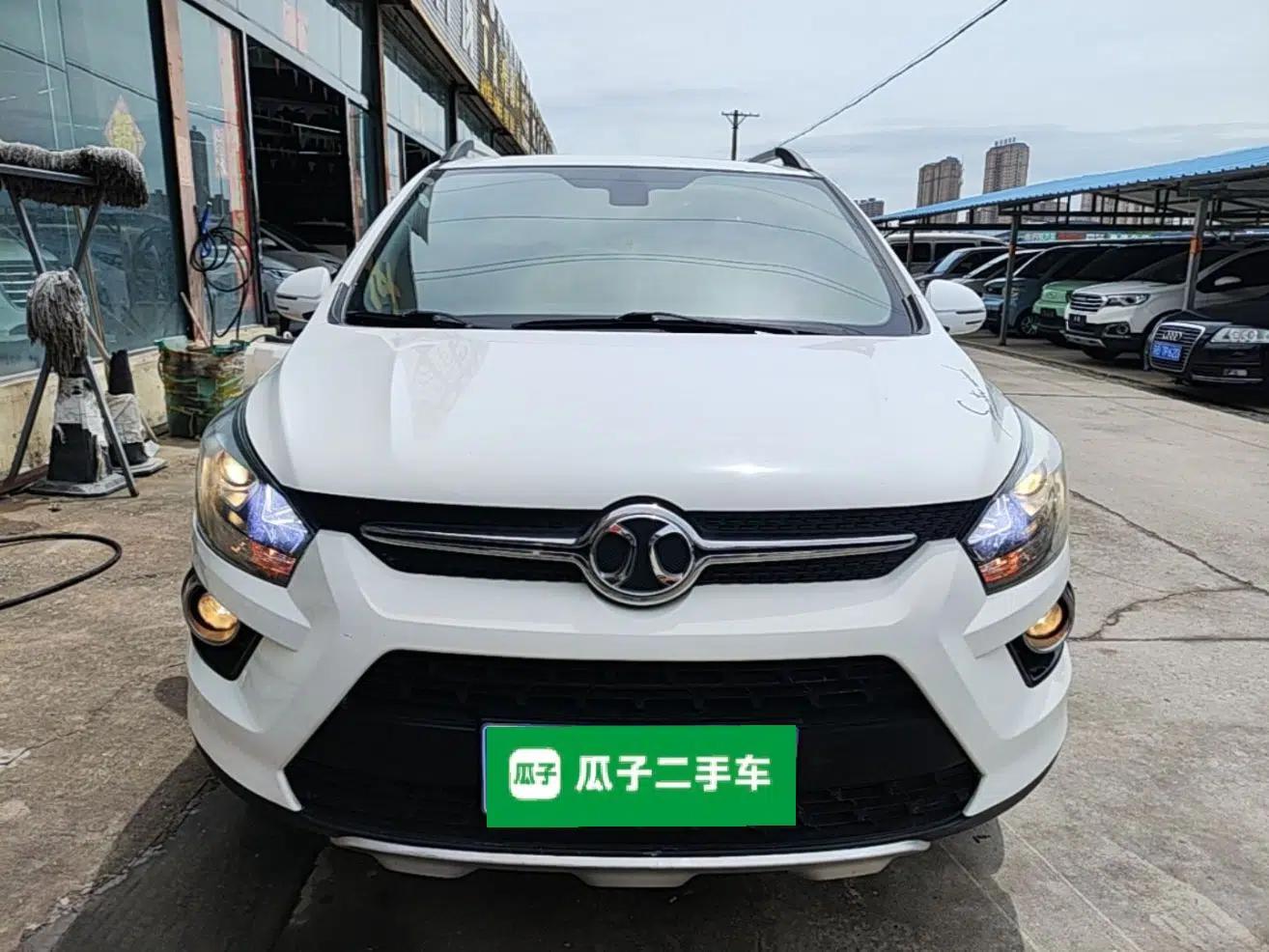BAIC Senova X25 2017 1.5L Automatic Elite Navigation Edition — миниатюра 2