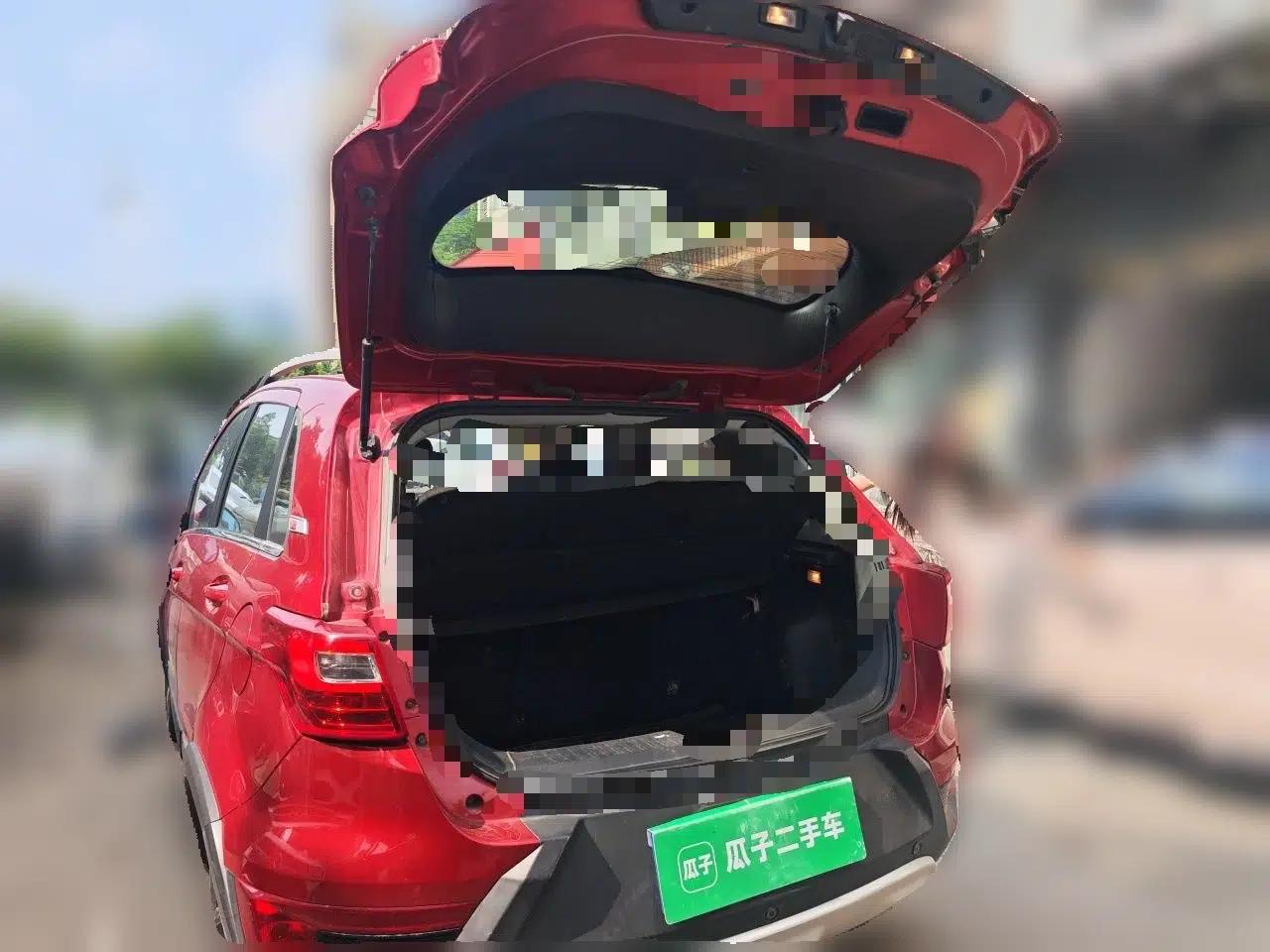 BAIC Senova X25 2015 1.5L Manual Elite Edition — миниатюра 20