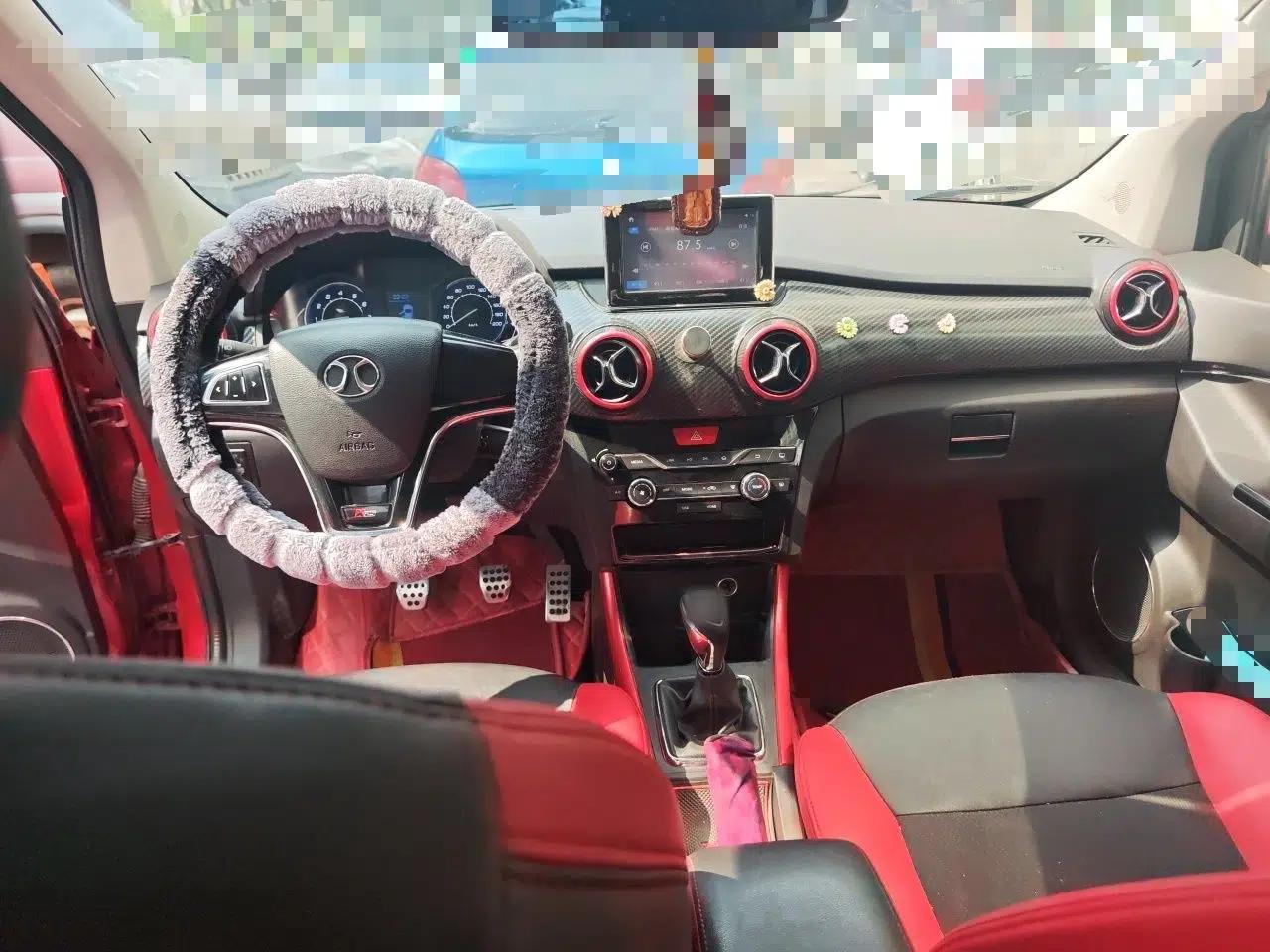 BAIC Senova X25 2015 1.5L Manual Elite Edition — миниатюра 10