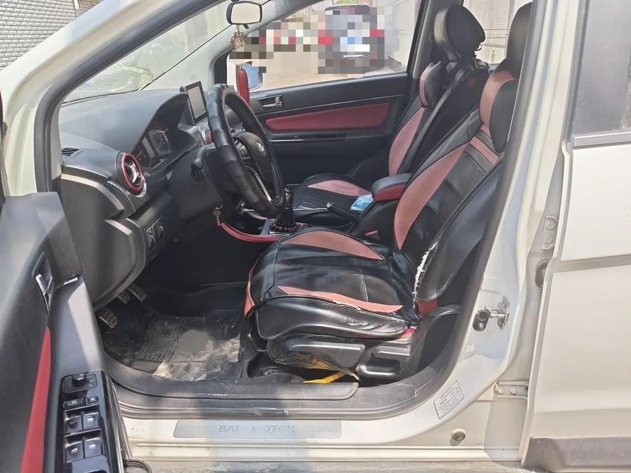 BAIC Senova X25 2015 1.5L Manual Elite Edition — миниатюра 16