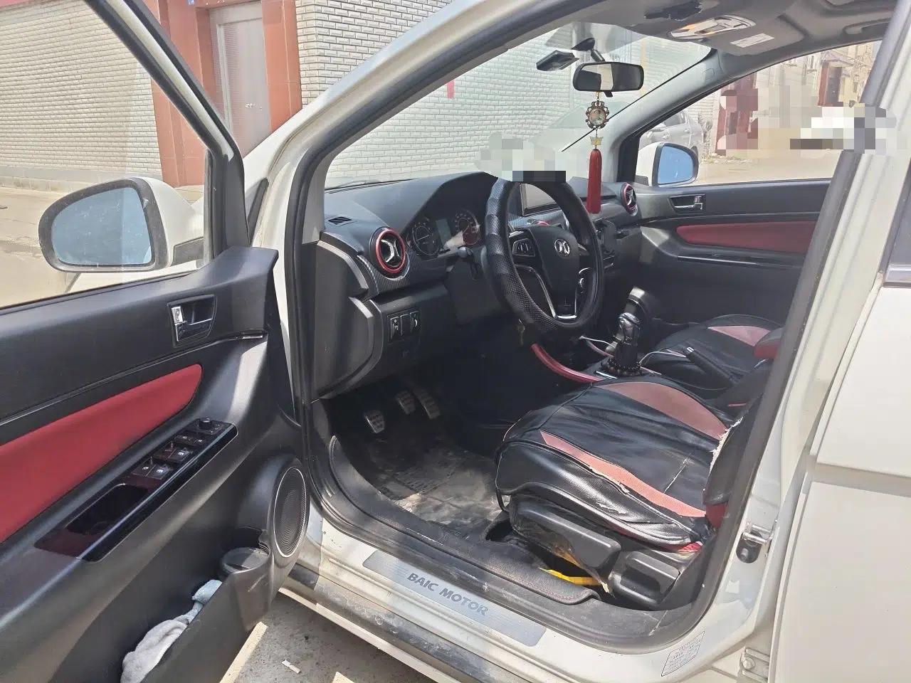 BAIC Senova X25 2015 1.5L Manual Elite Edition — миниатюра 17
