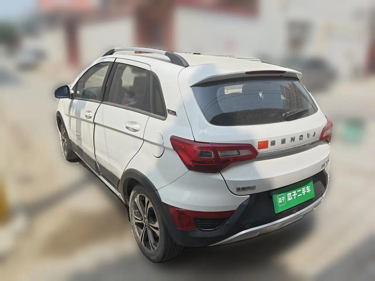 BAIC Senova X25 2015 1.5L Manual Elite Edition — миниатюра 4