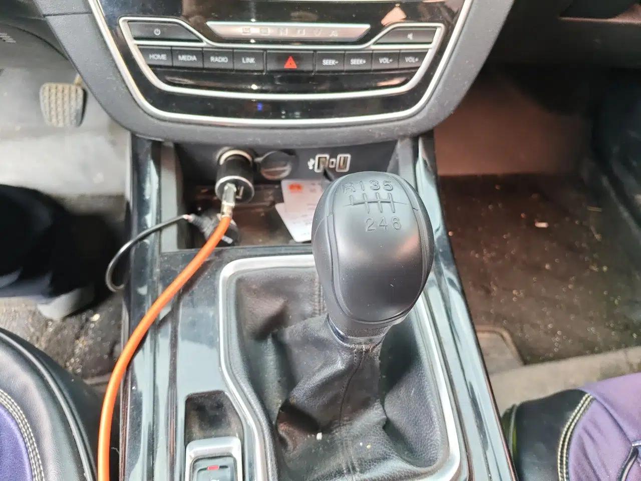 BAIC Beijing X5 2018 1.5T Manual Advance Version China V — миниатюра 15