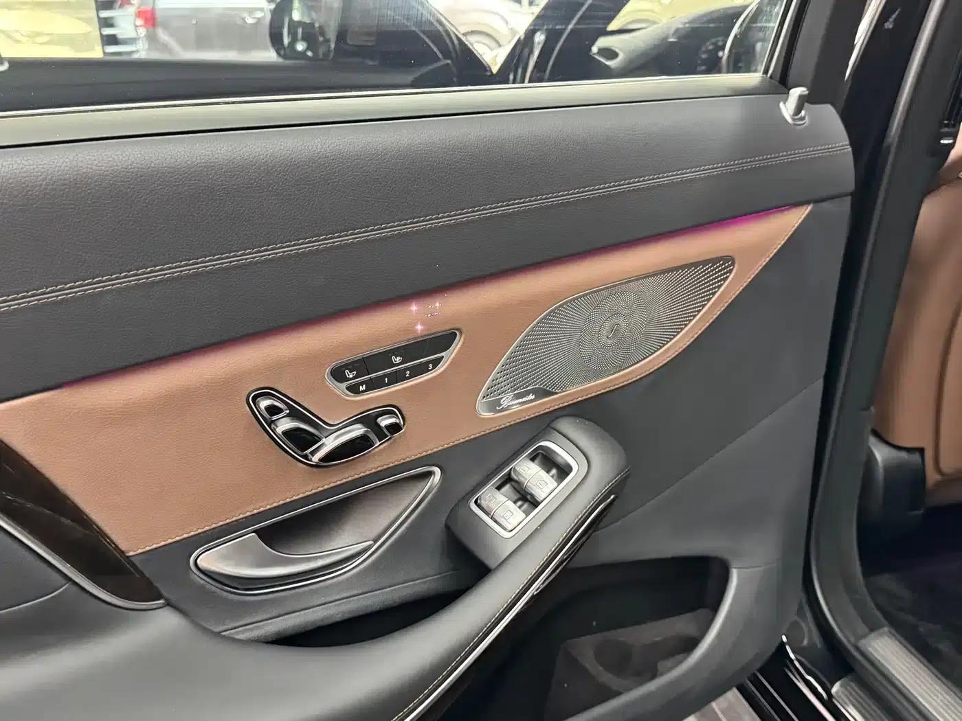 Maybach S-Class 2018 S 560 4MATIC — миниатюра 9